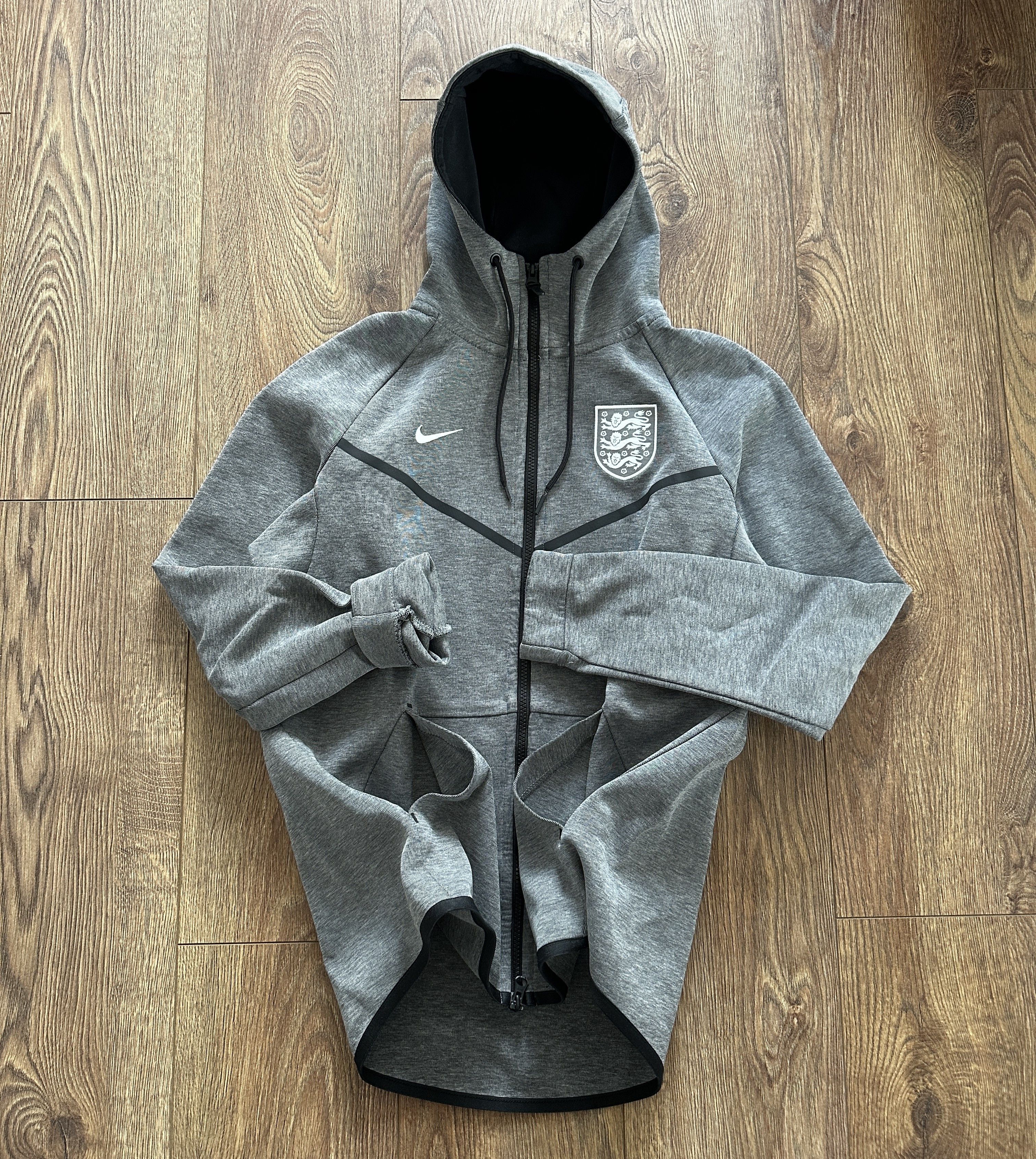 Nike Nike ENGLAND Tech Fleece Windrunner Hooded Jacket M Football Size US M / EU 48-50 / 2 - 19 Thumbnail