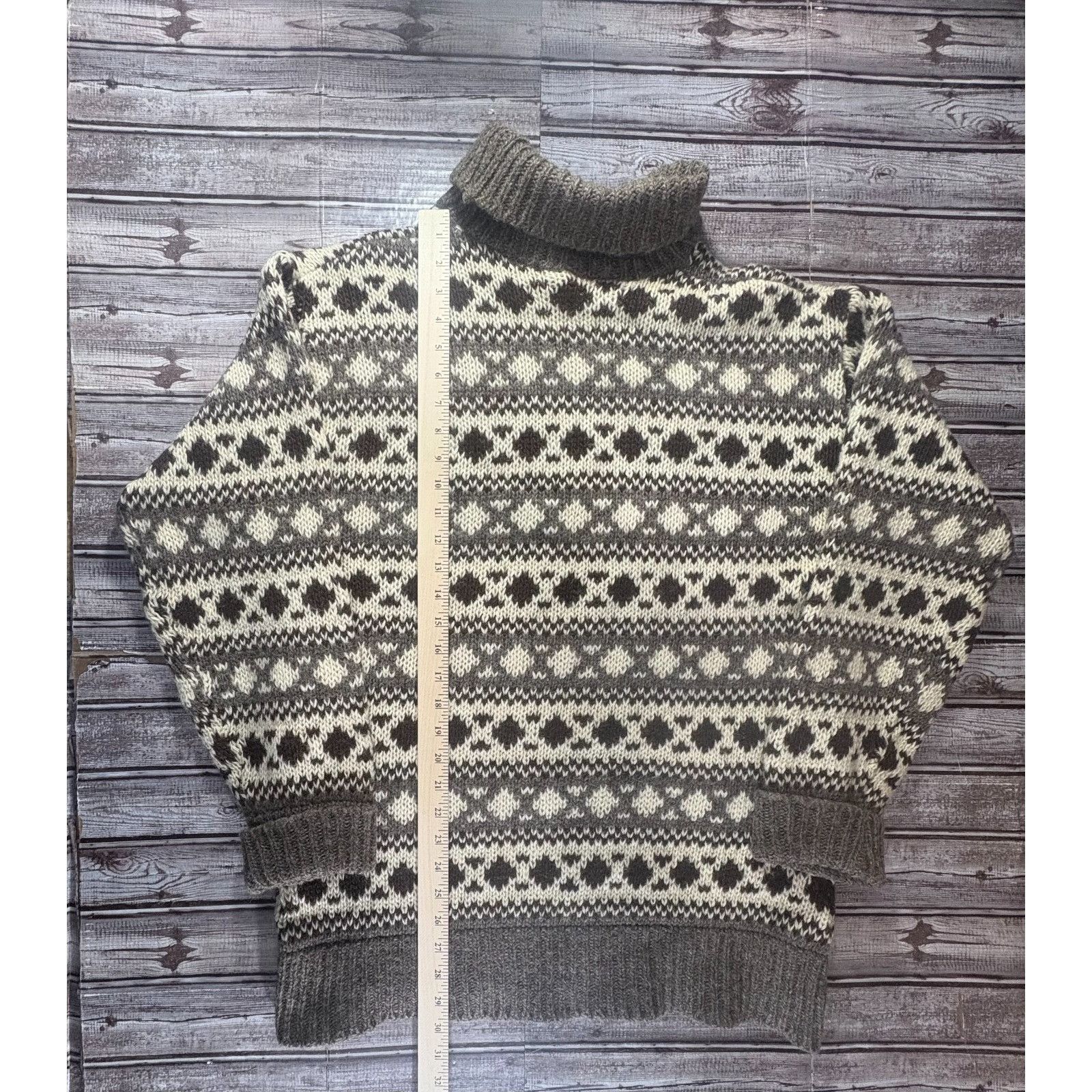Other Scandia 100% Wool Stripe geometric pattern Sweater size M Gr Size US M / EU 48-50 / 2 - 4 Thumbnail