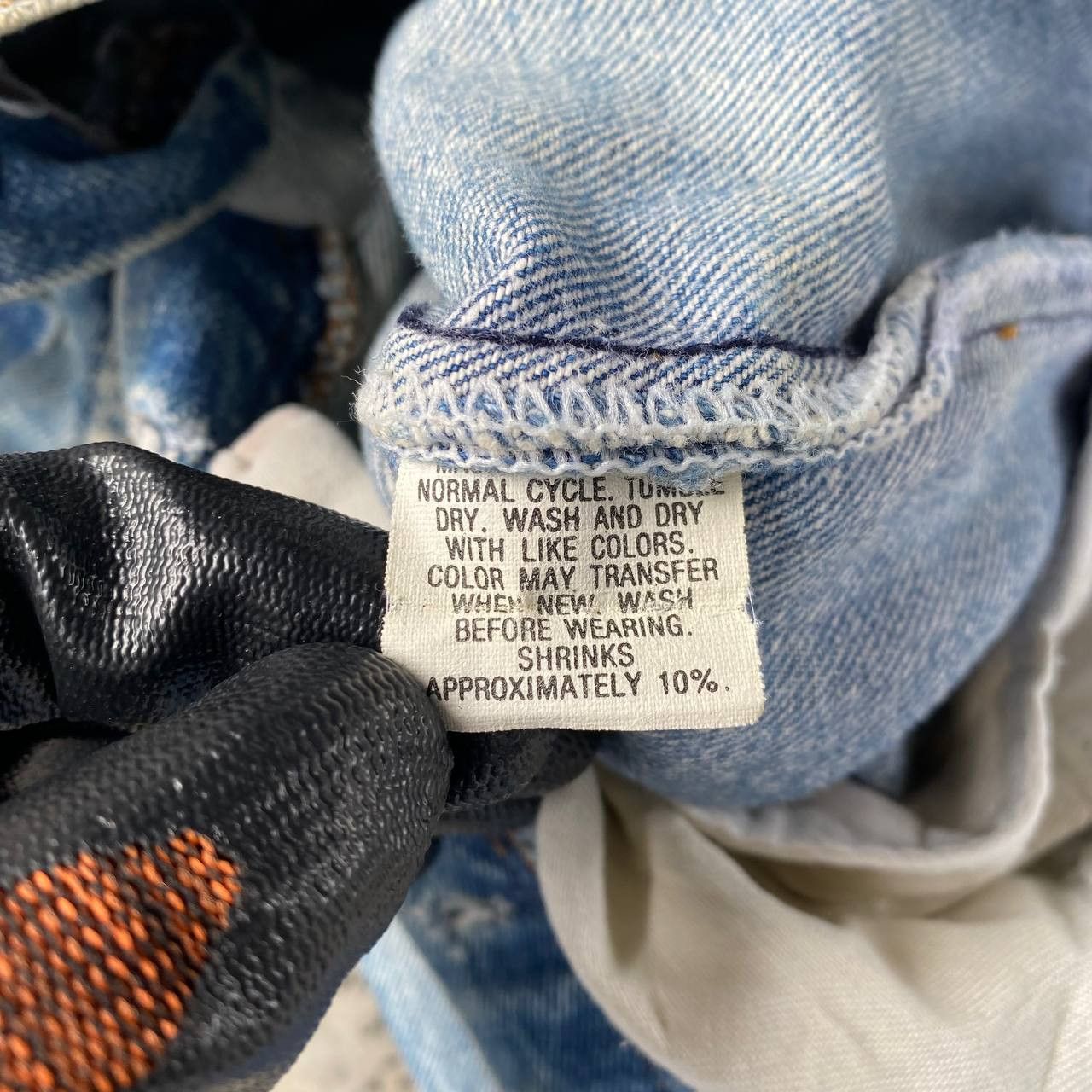 Levi's Vintage Clothing VINTAGE 80S LEVIS 501 DISTRESSED REPAIR DENIM W30X28" Size US 30 / EU 46 - 17 Thumbnail