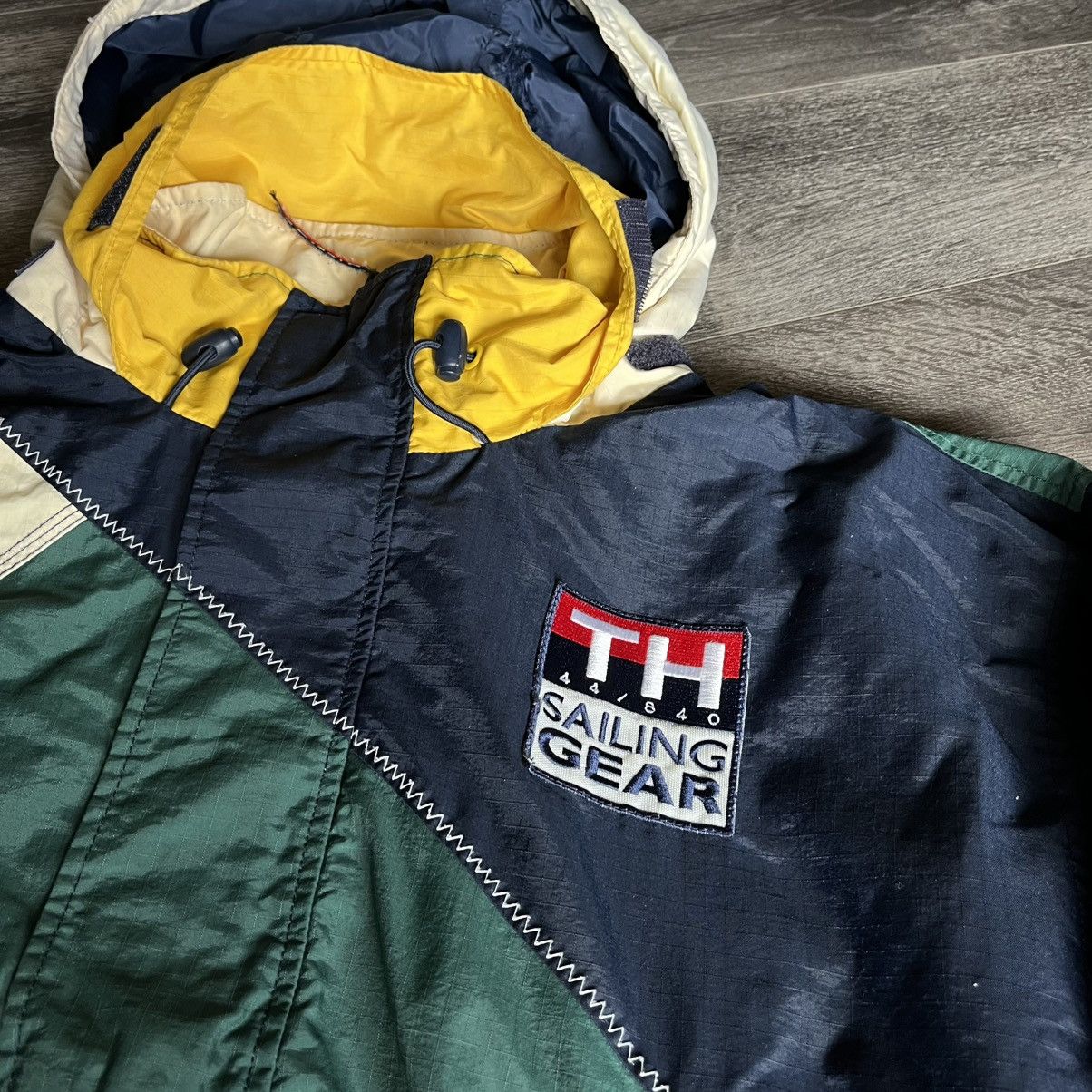 Tommy Hilfiger Vintage 1990s Tommy Hilfiger Sailing Gear Windbreaker Jacket Size US XXL / EU 58 / 5 - 6 Thumbnail
