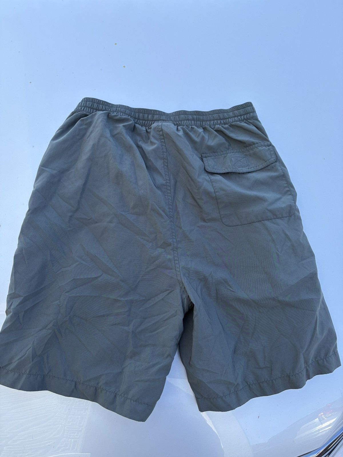 Undefeated Vintage undefeated athletic shorts small Size US 30 / EU 46 - 3 Thumbnail