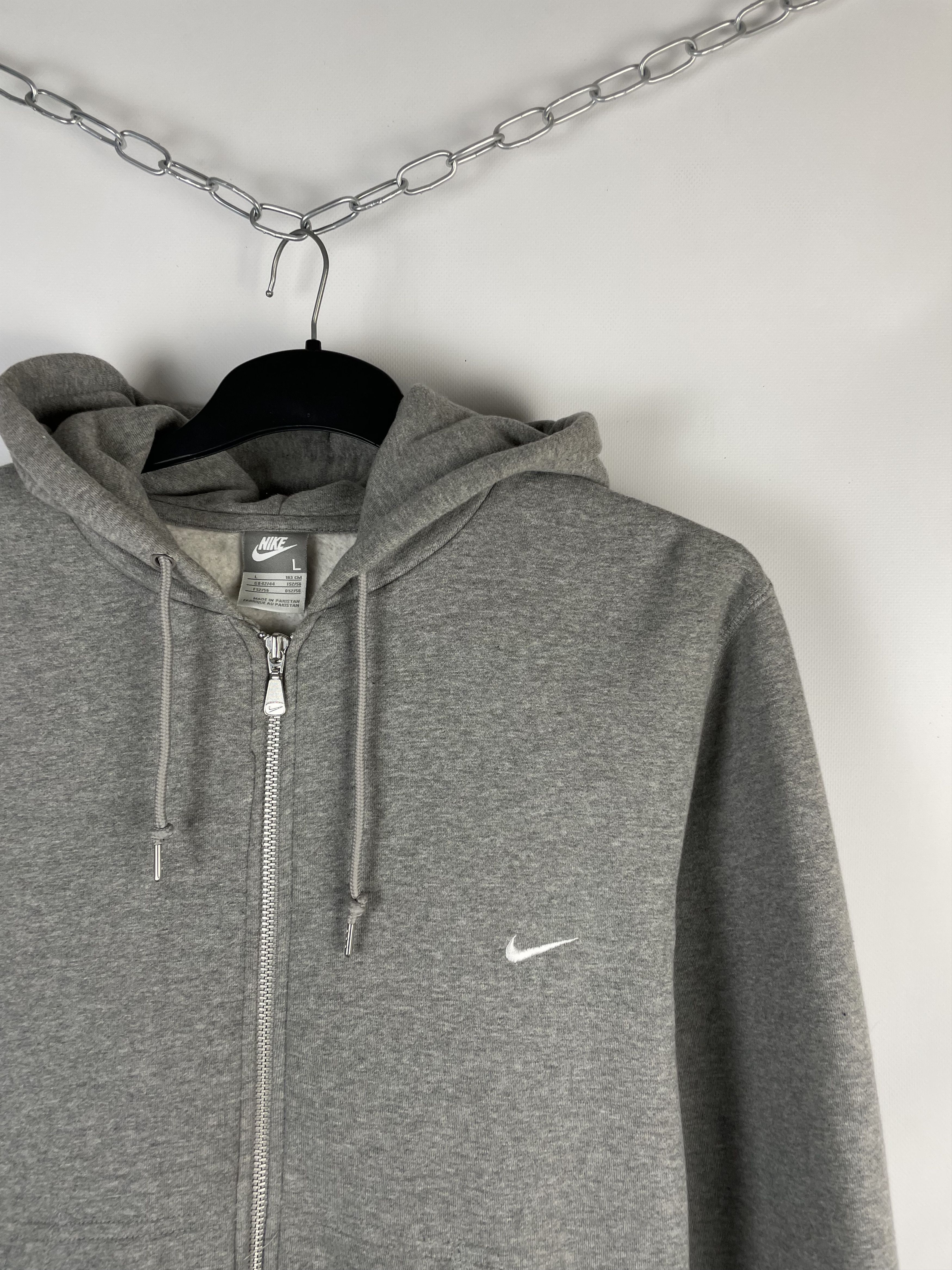 Nike Vintage Nike Zip Hoodie Y2K Size US L / EU 52-54 / 3 - 4 Thumbnail