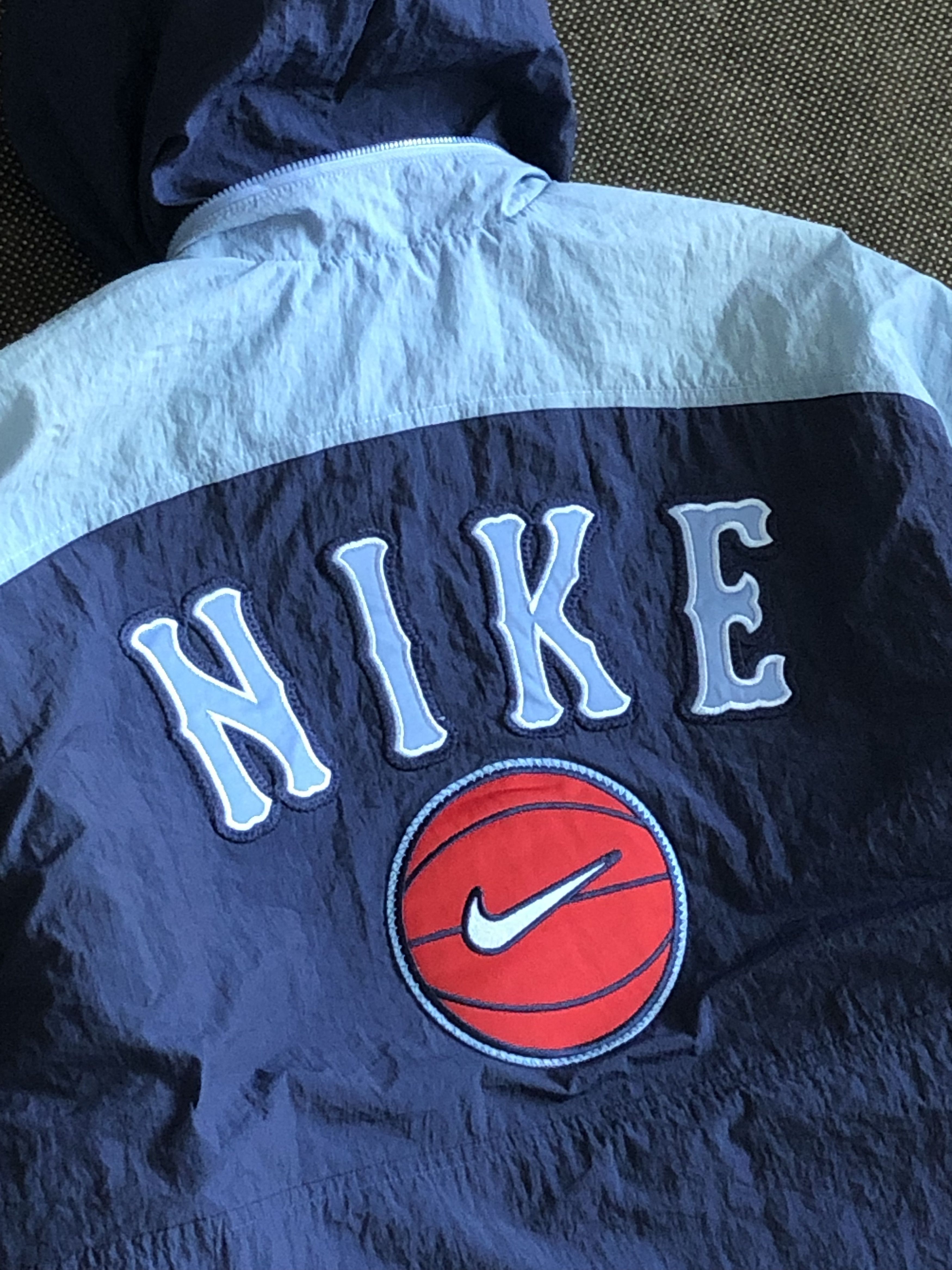 Nike × Vintage RARE🔥90’S NIKE BASKETBALL OVERSIZED HOODED JACKET Size US L / EU 52-54 / 3 - 18 Thumbnail