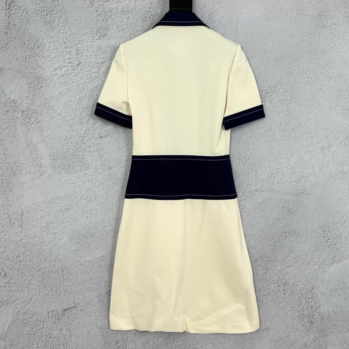 Gucci Gucci Navy Tiger Head Buckle Blue & White XS Dress Size XS / US 0-2 / IT 36-38 - 2 Thumbnail
