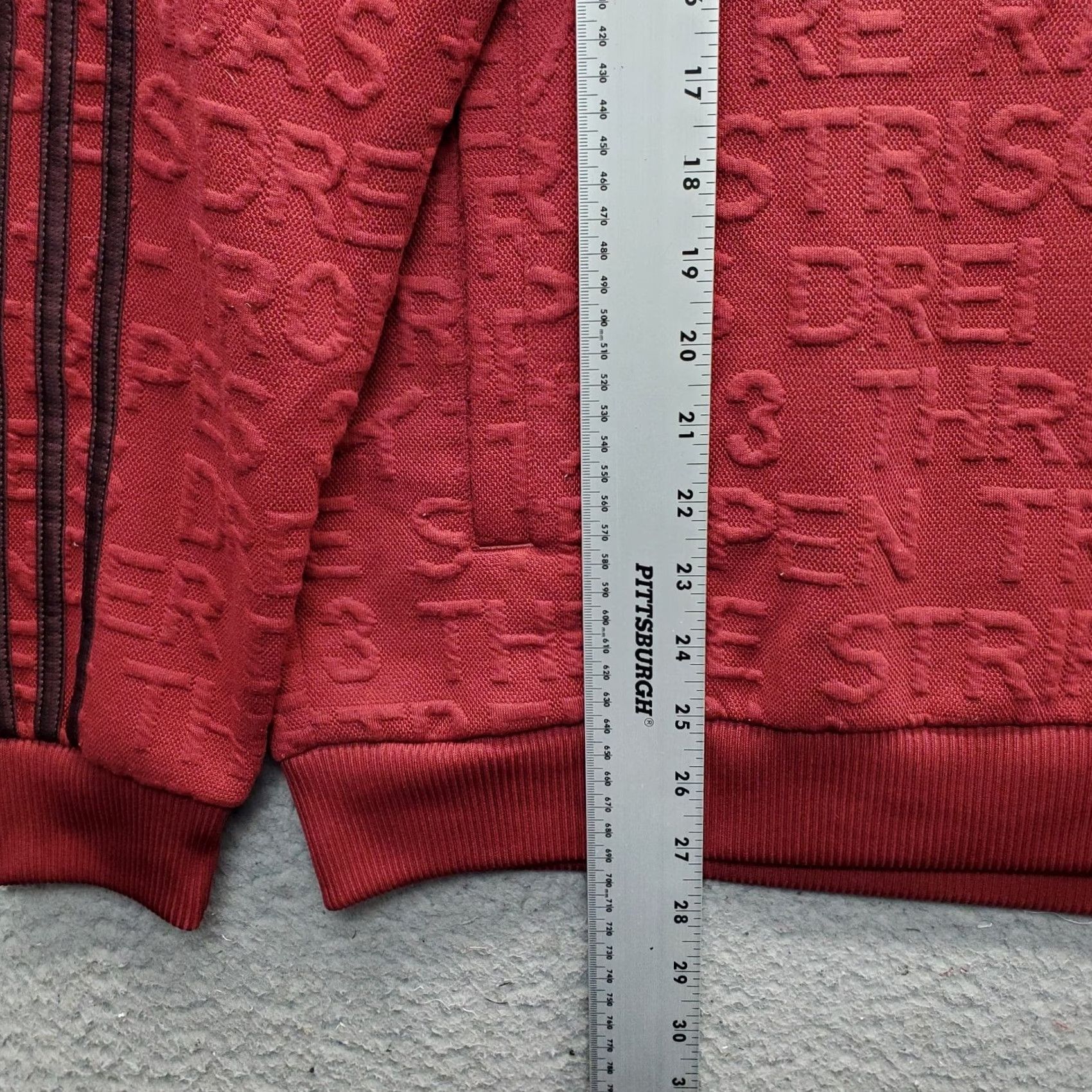 Adidas Adidas Hoodie Mens M Dark Red Embossed 3 Stripes Long Sleeve Pullover Shakeup Size US M / EU 48-50 / 2 - 3 Thumbnail