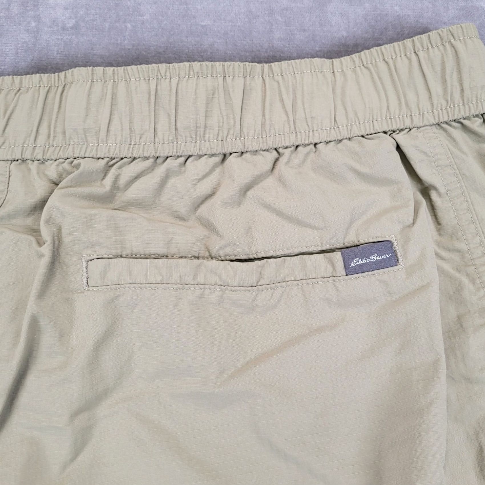 Eddie Bauer Eddie Bauer Mens Cargo Shorts L Khaki Outdoor Utility Belted Size US 36 / EU 52 - 7 Thumbnail