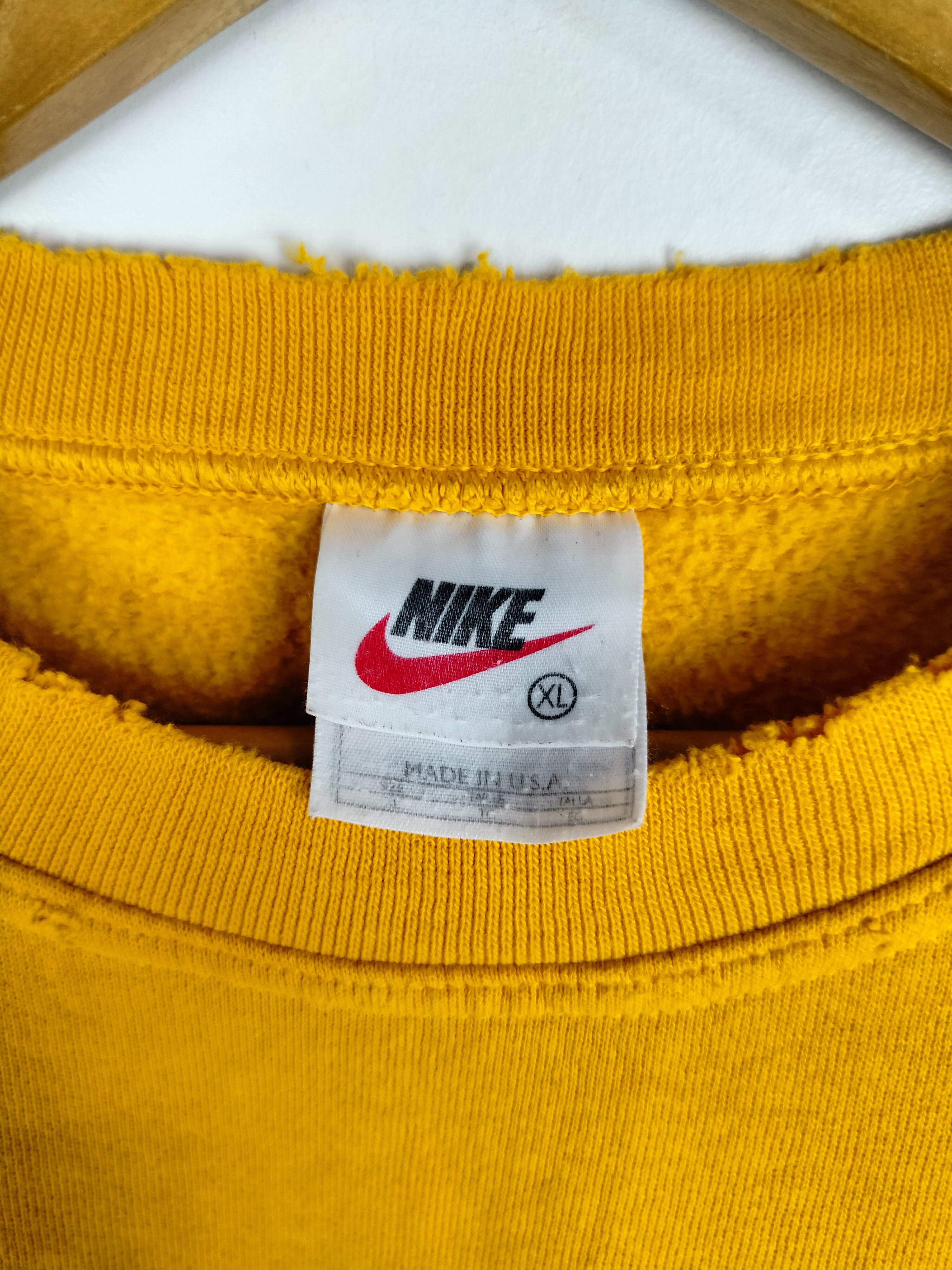 Nike Vintage 90s Nike Sweatshirt Swoosh Nike Distressed Sweater Size US XL / EU 56 / 4 - 4 Thumbnail