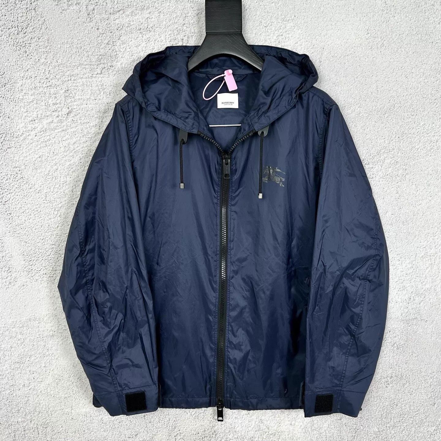 Burberry BURBERRY Navy Blue Horseferry Logo Nylon Jacket 42 Size M / US 6-8 / IT 42-44 - 1 Thumbnail