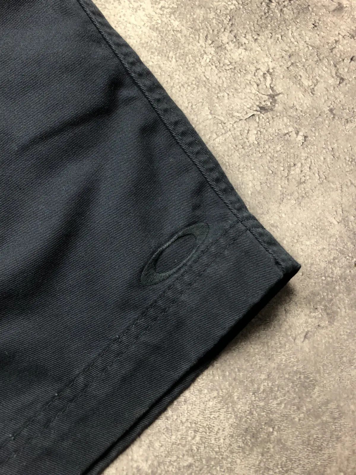 Oakley OAKLEY Vintage Mini Logo Shorts Navy Blue Streetwear Hype Size US 33 - 4 Thumbnail