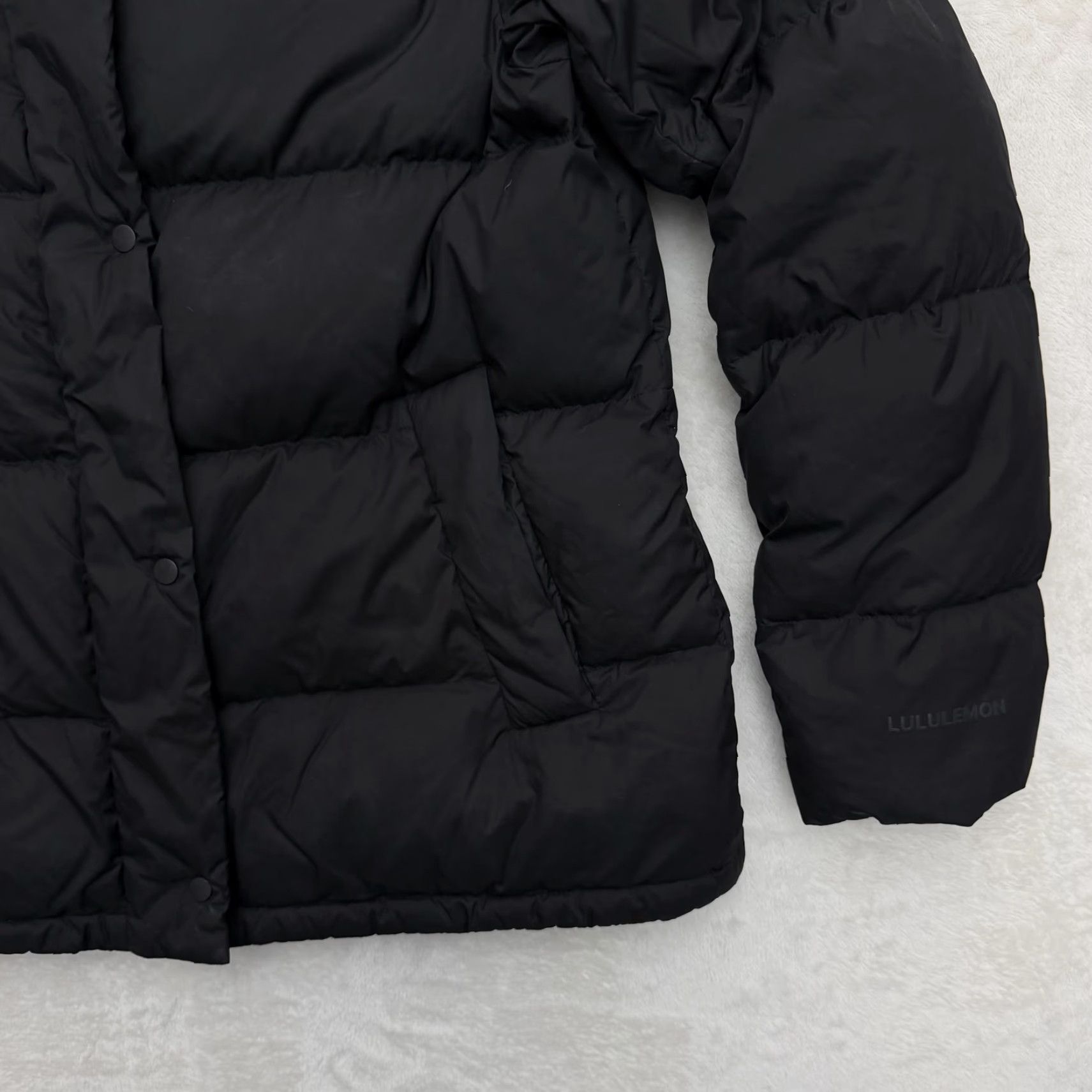 Lululemon Lululemon Jacket Womens 10 Black Down Puffer Insulated Full Zip Warm Winter Regular Zip Size L / US 10 / IT 46 - 4 Thumbnail