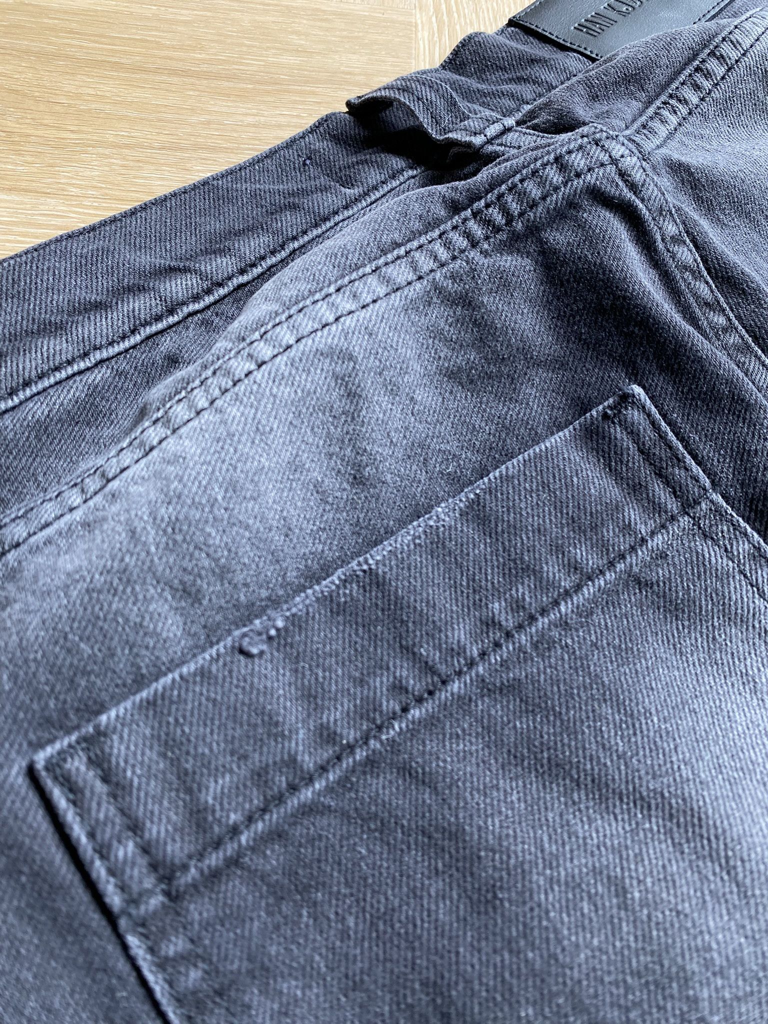 Han Kjobenhavn NWT $490 - Distressed Washed Denim Cargo Trousers Size US 32 / EU 48 - 12 Thumbnail