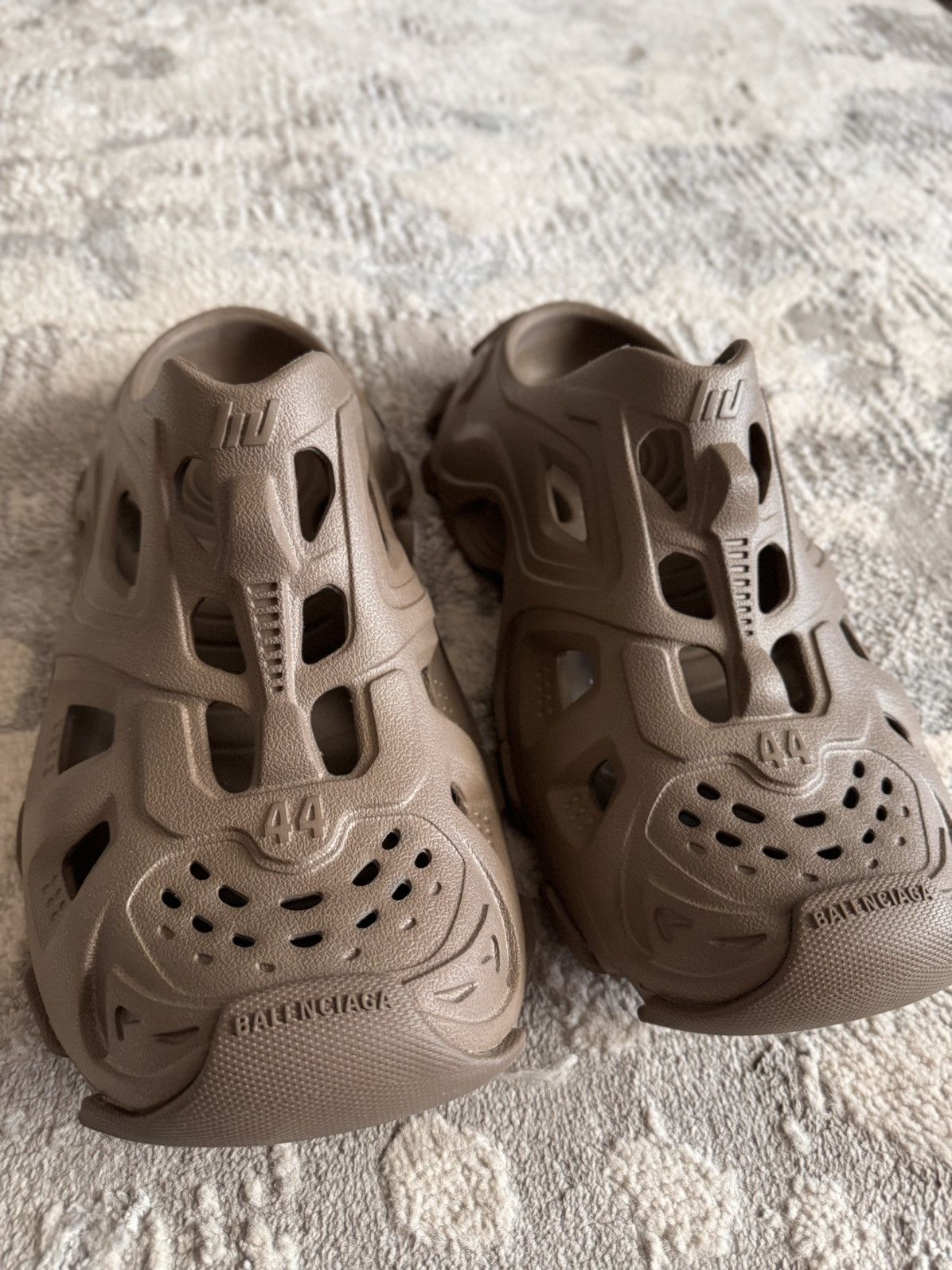 Balenciaga Balenciaga HD Mule ‘Dark Taupe’ EU44 Size US 10 / EU 43 - 3 Thumbnail