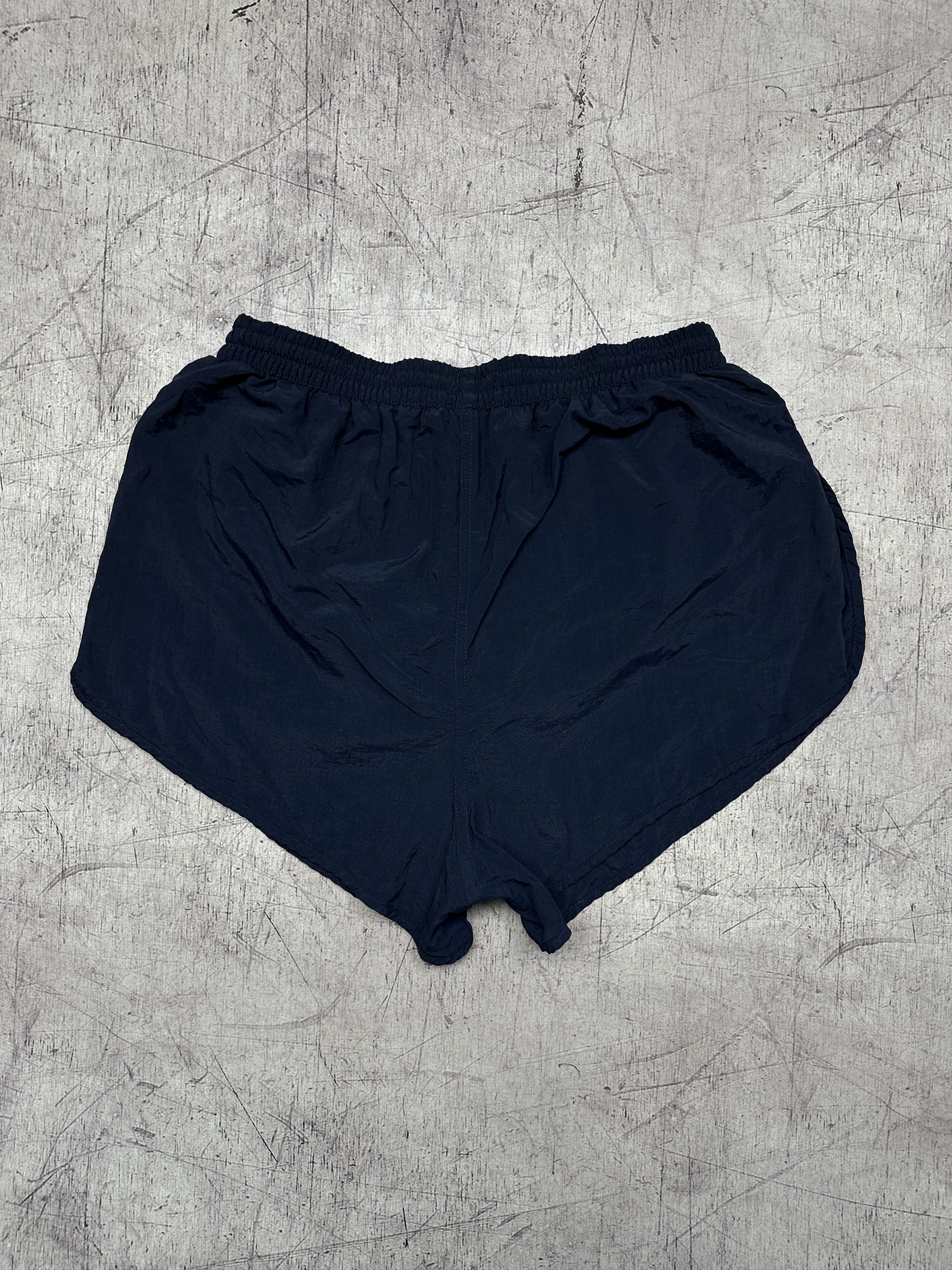 Reebok Reebok 90s Vintage Mens Nylon Shorts Size US 34 / EU 50 - 9 Thumbnail