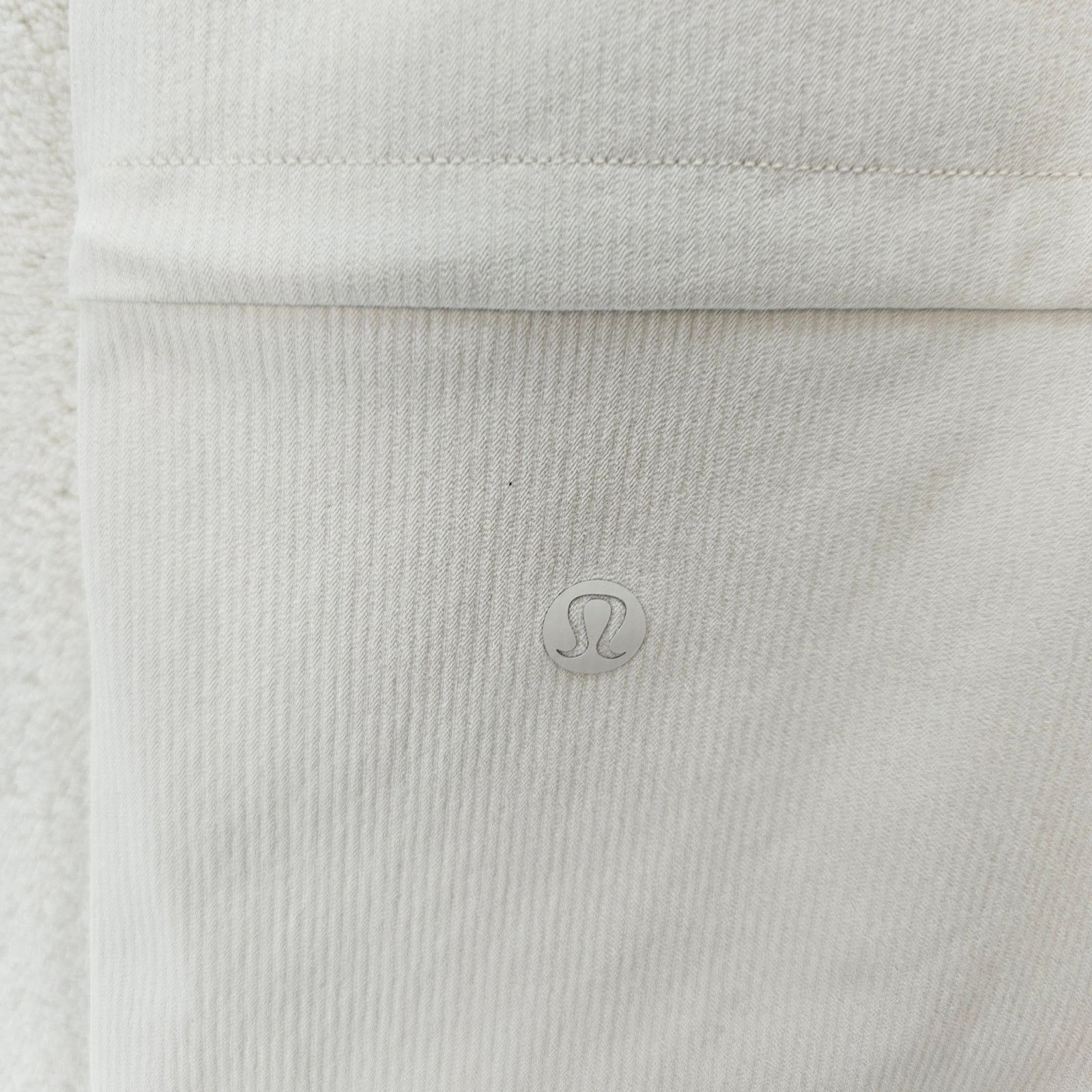 Lululemon LULULEMON WOMEN'S 10 STRETCH RIB POCKETED ROMPER WHITE RARE Size 32" / US 10 / IT 46 - 8 Thumbnail