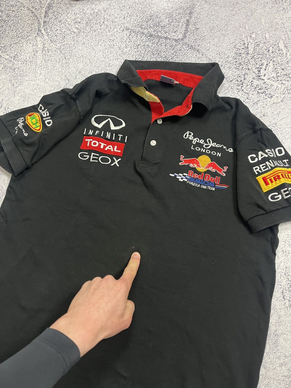 Formula 1 × Pepe Jeans × Red Bull Vintage Red Bull Infinity Racing Polo Shirt F1 Grand Prix Size US M / EU 48-50 / 2 - 9 Thumbnail