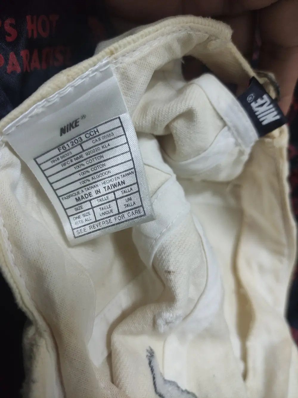 Nike ANDRE AGASSI VINTAGE CAP "DISTRESSED" TRUE VINTAGE Size ONE SIZE - 11 Thumbnail