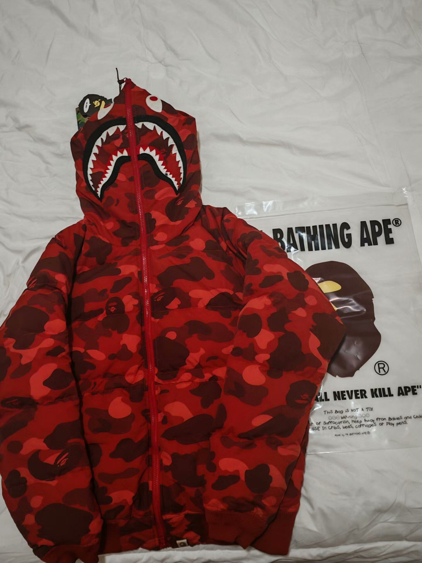 Bape Bape Red Heavy Coat L Men Size US L / EU 52-54 / 3 - 1 Thumbnail