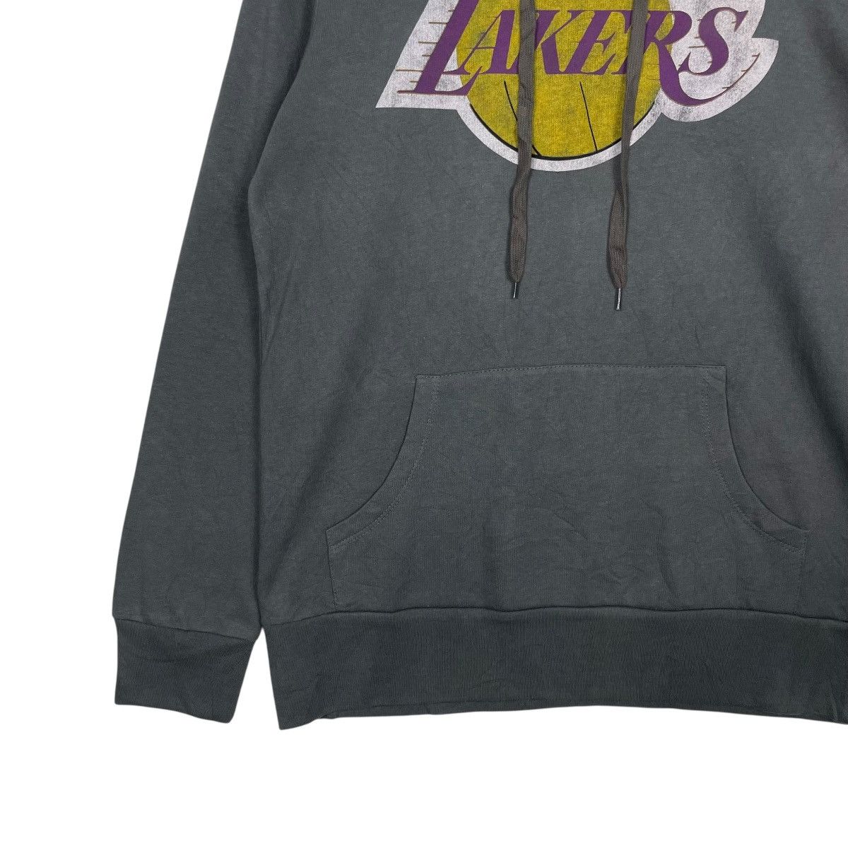 NBA Vintage Los Angeles Lakers Pullover Hoodie Size US M / EU 48-50 / 2 - 3 Thumbnail