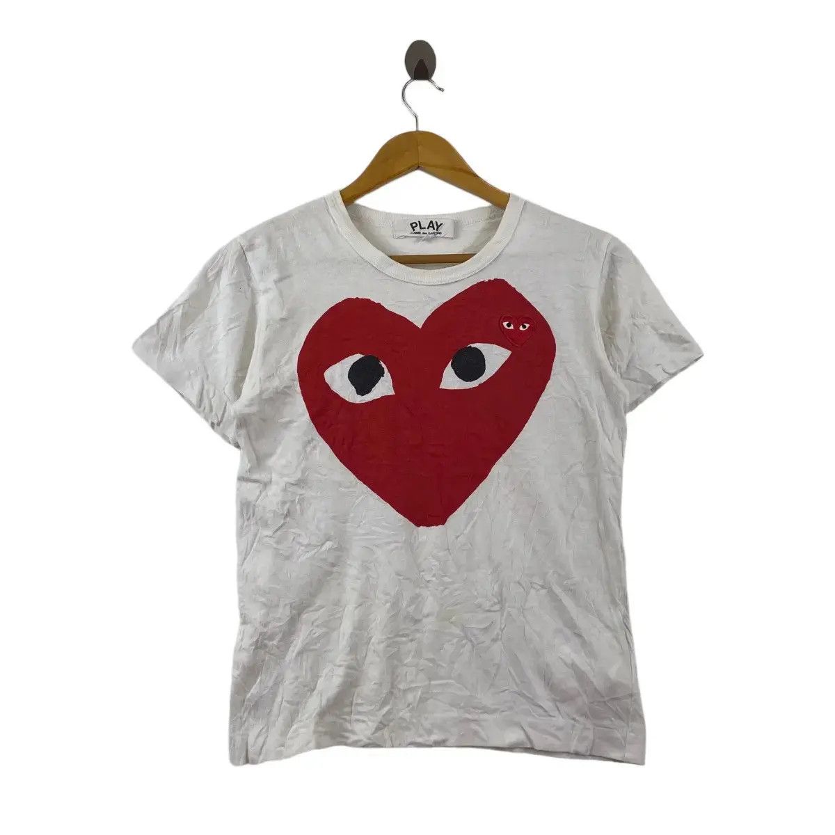 Comme des Garcons COMME DES GARCONS PLAY 2006 S/S Collection Red Love Tee Size US M / EU 48-50 / 2 - 1 Thumbnail