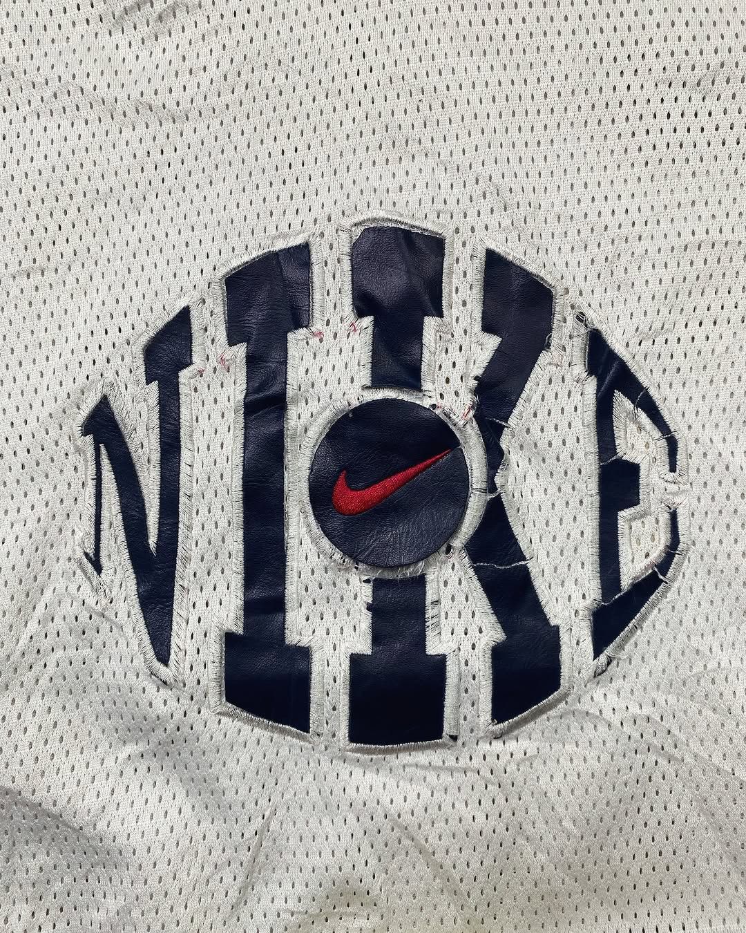 Nike 1990’s Bootleg Vintage Nike Leather patch Jersey Size US XXL / EU 58 / 5 - 4 Thumbnail