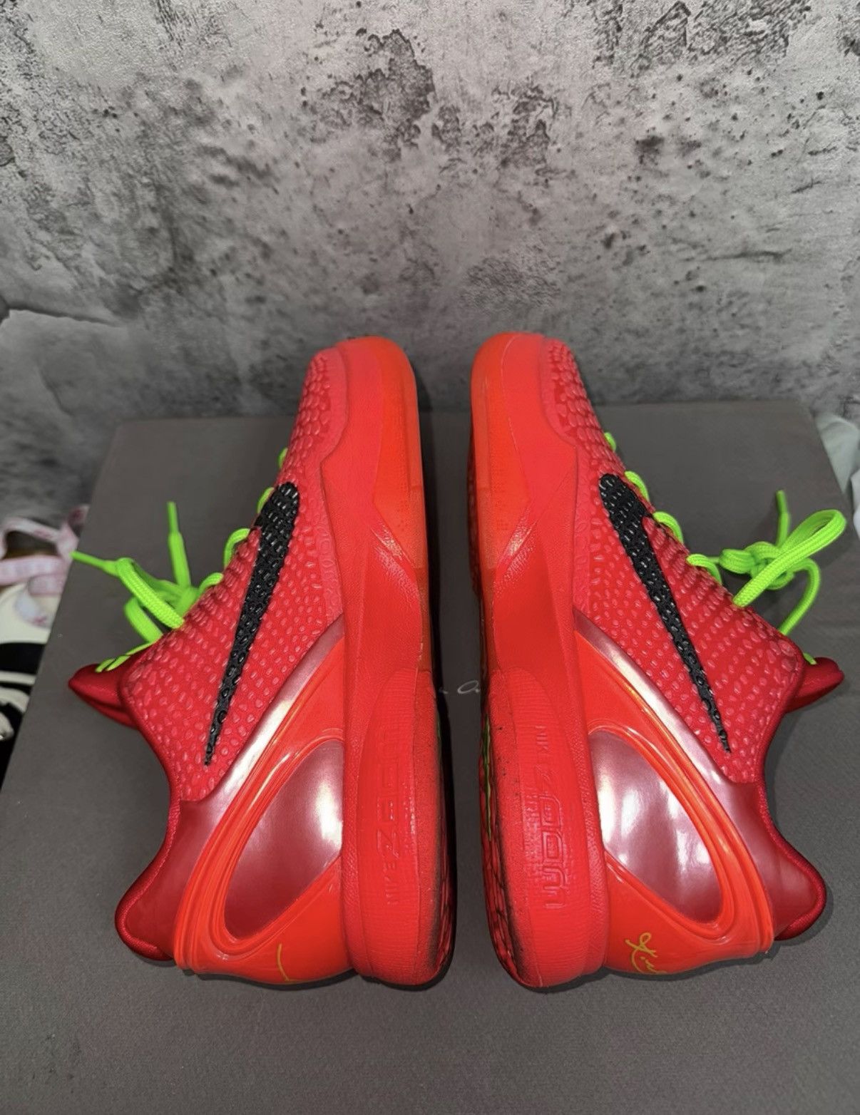 Nike Nike Kobe 6 Reverse Green Hornet FV4921-600, Red & Green K37 Size US 8 / EU 41 - 7 Thumbnail