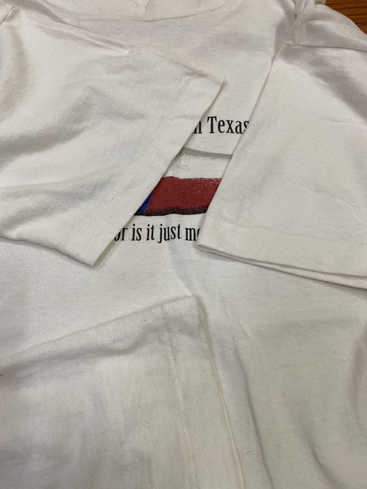 Vintage Vintage Is it always hot in Texas Tee Size US L / EU 52-54 / 3 - 7 Thumbnail