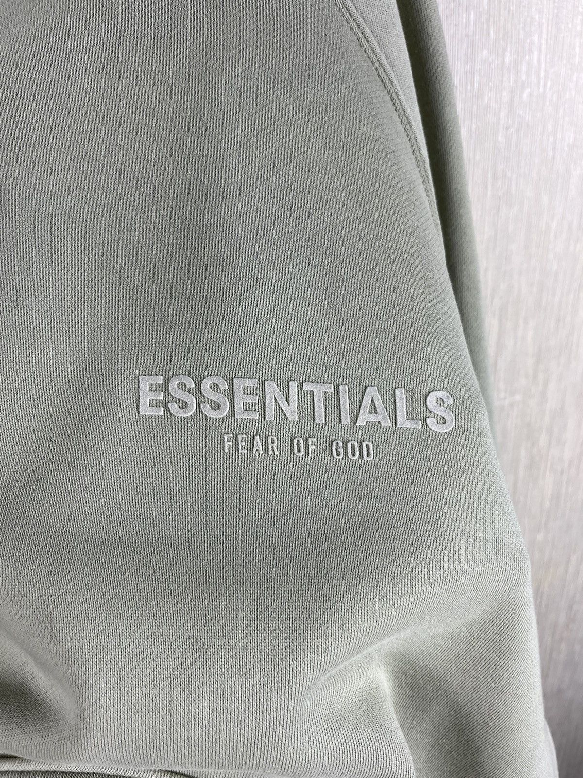 Essentials × Fear of God FOG Fear of God essentials suede chest logo boxy y2k hoodie Size US L / EU 52-54 / 3 - 10 Thumbnail
