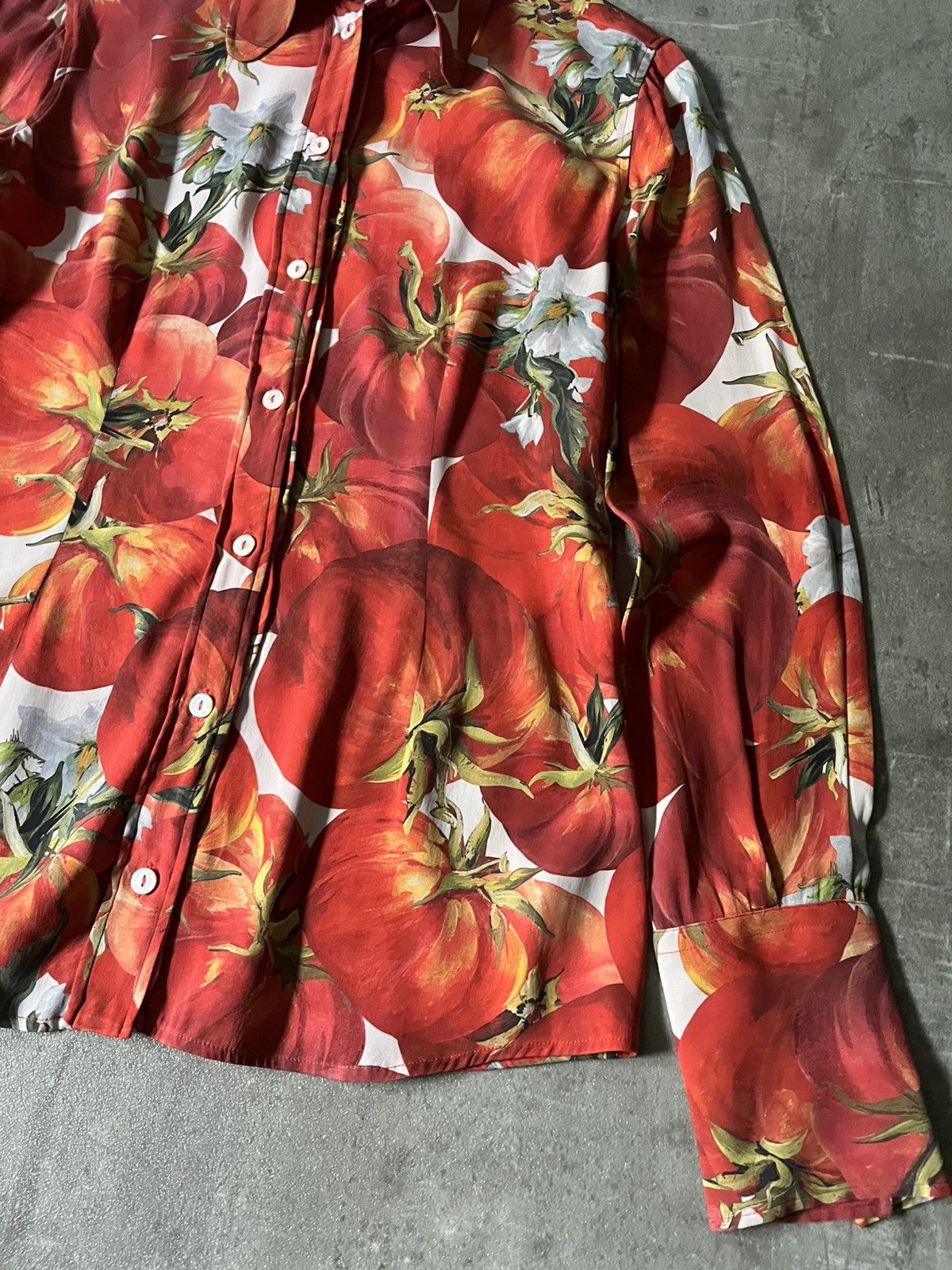 Dolce & Gabbana Dolce & Gabbana S/S 2012 silk tomato print shirt Size S / US 4 / IT 40 - 3 Thumbnail
