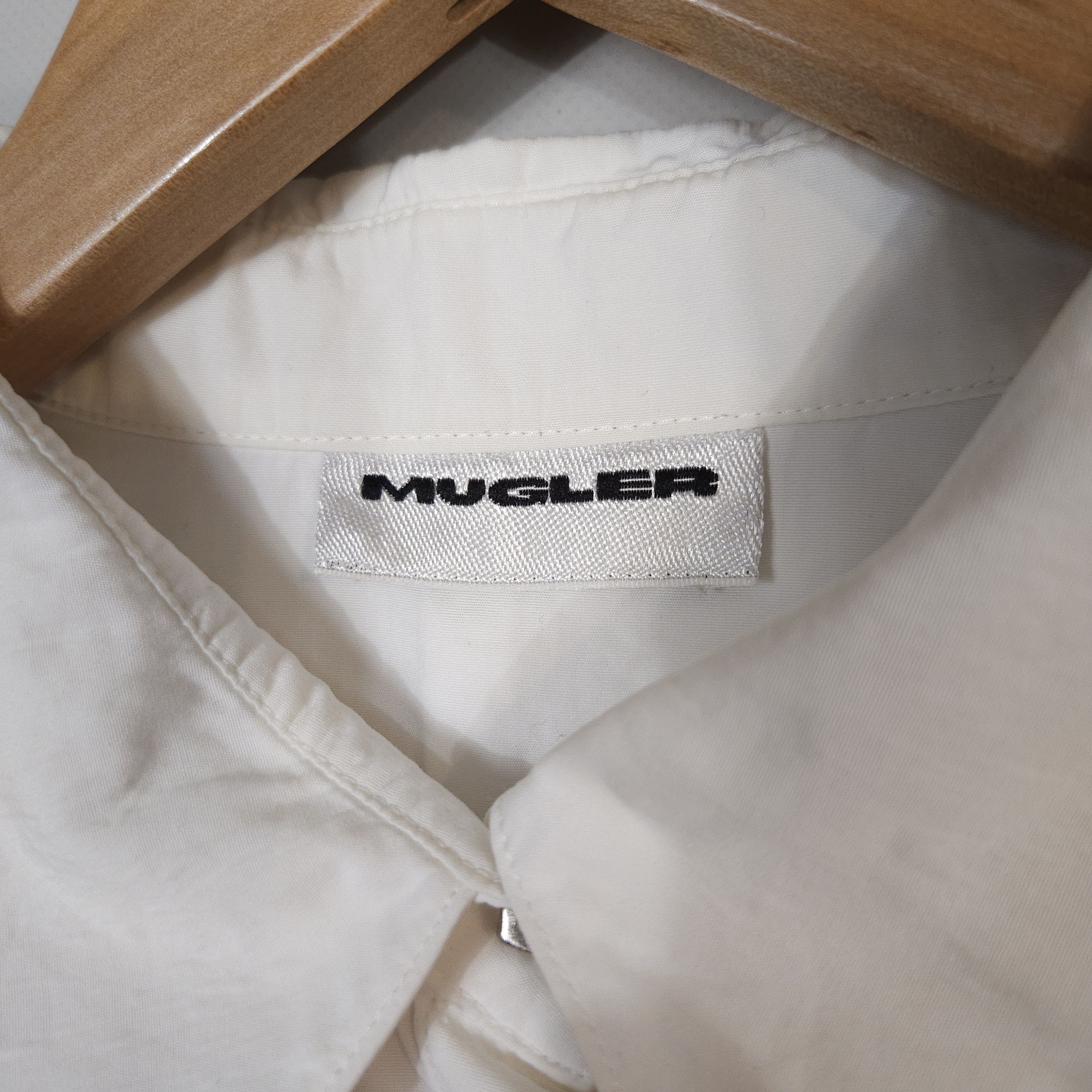 Mugler × Thierry Mugler × Vintage Vintage Thierry Mugler Blouse White Star Perforation size M Size M / US 6-8 / IT 42-44 - 5 Thumbnail