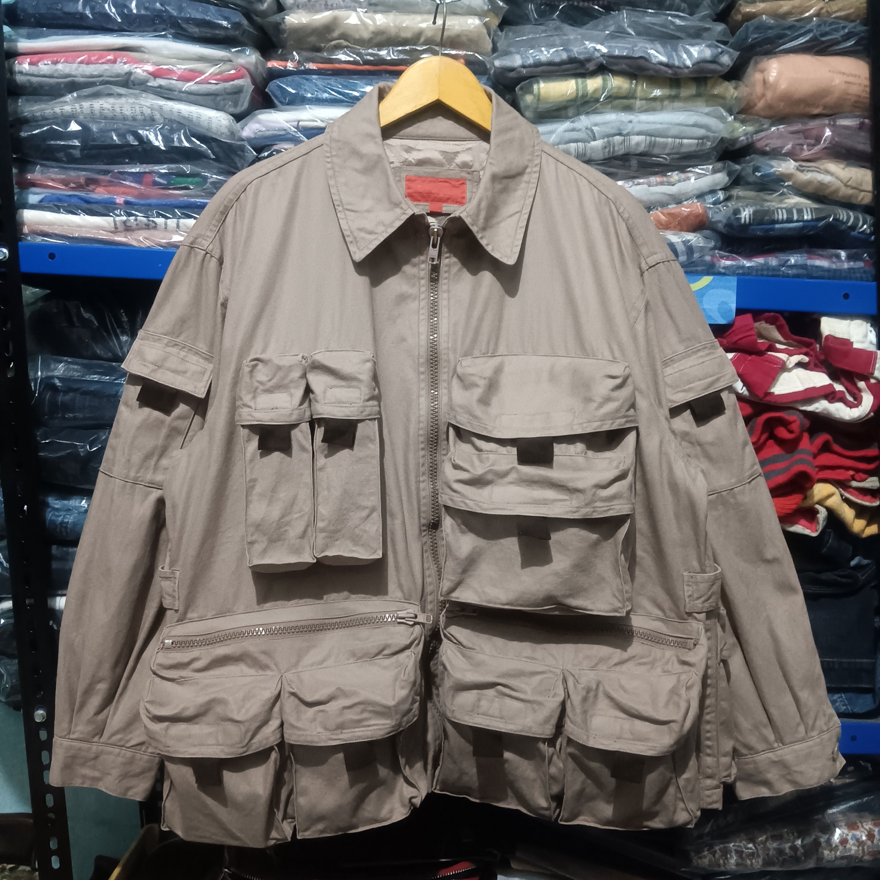 Final Home Vintage Victorinox medical hunting jacket Size US XL / EU 56 / 4 - 1 Thumbnail