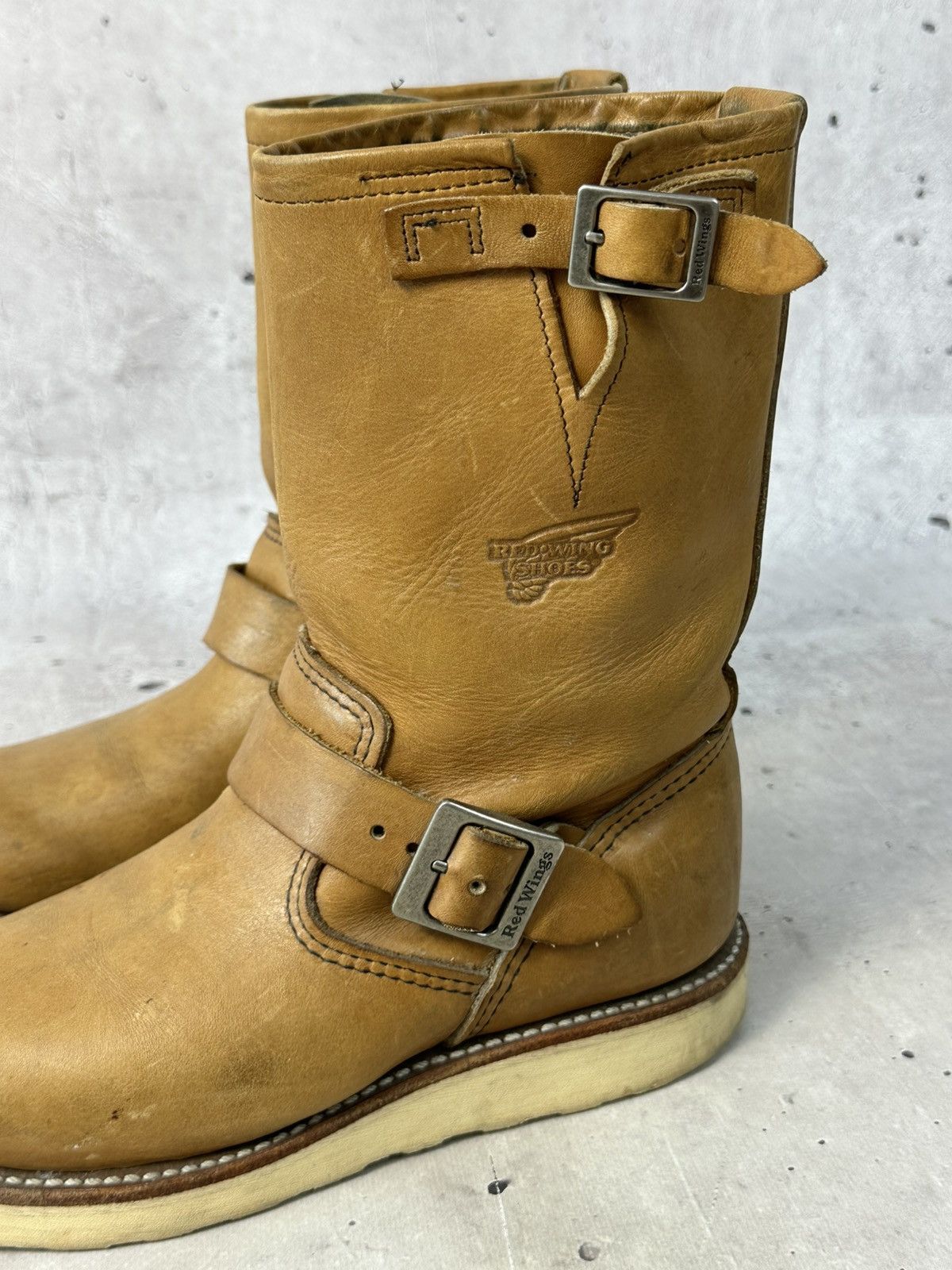 Red Wing Red Wing 9027 Leather Beige Made in USA Women’s Boots Size US 7.5 / IT 37.5 - 2 Thumbnail