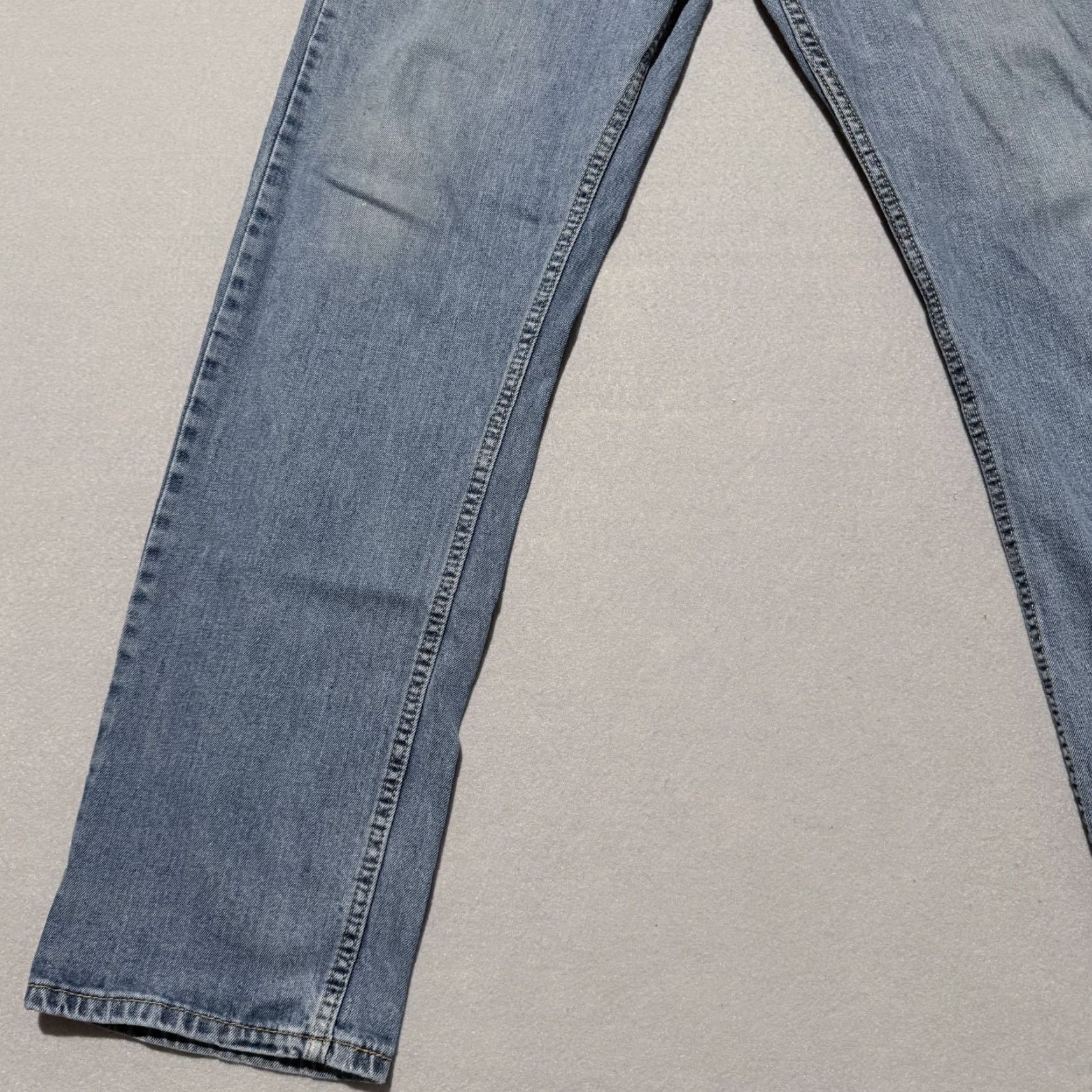 Levi's Levi's 505 Jeans Men Blue Denim Mid Rise Pockets Straight Leg Jeans 34x30 Size US 34 / EU 50 - 5 Thumbnail
