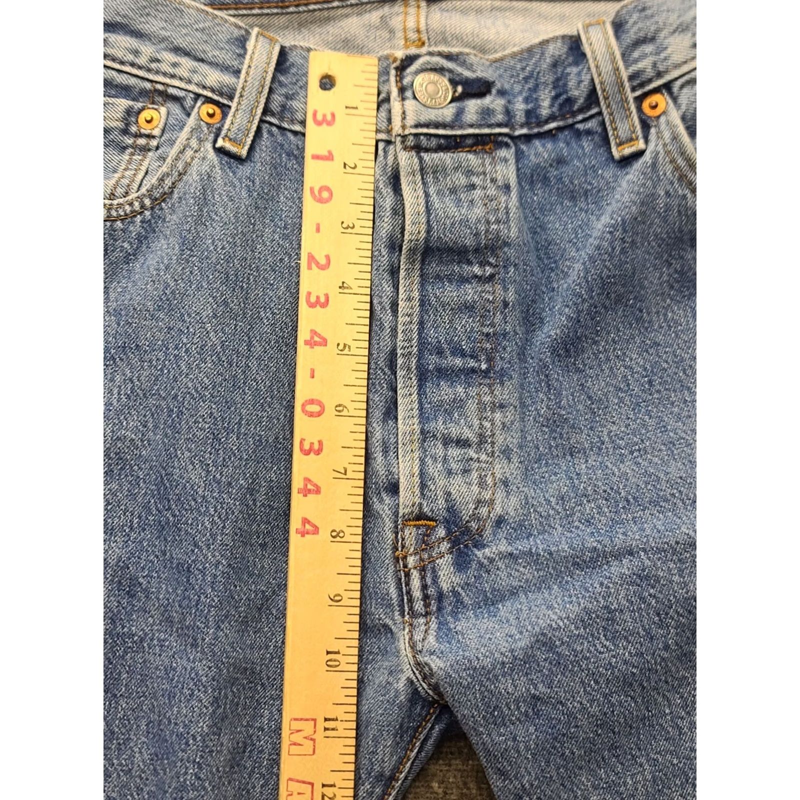 Levi's VINTAGE Levi's 501 XX Jeans Mens 35x30 Light Blue Denim Straight Button Fly 5-Pocket Classic Fit"} Size US 35 - 4 Thumbnail