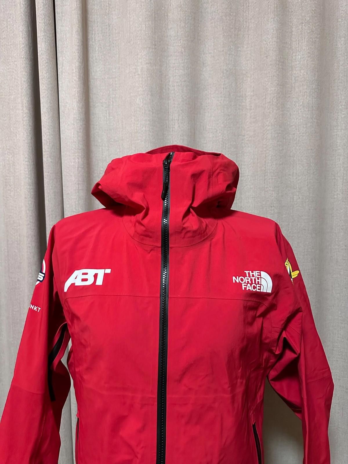 The North Face Mens The North Face Summit Chamlang FUTURELIGHT Ski Jacket Size US M / EU 48-50 / 2 - 2 Thumbnail
