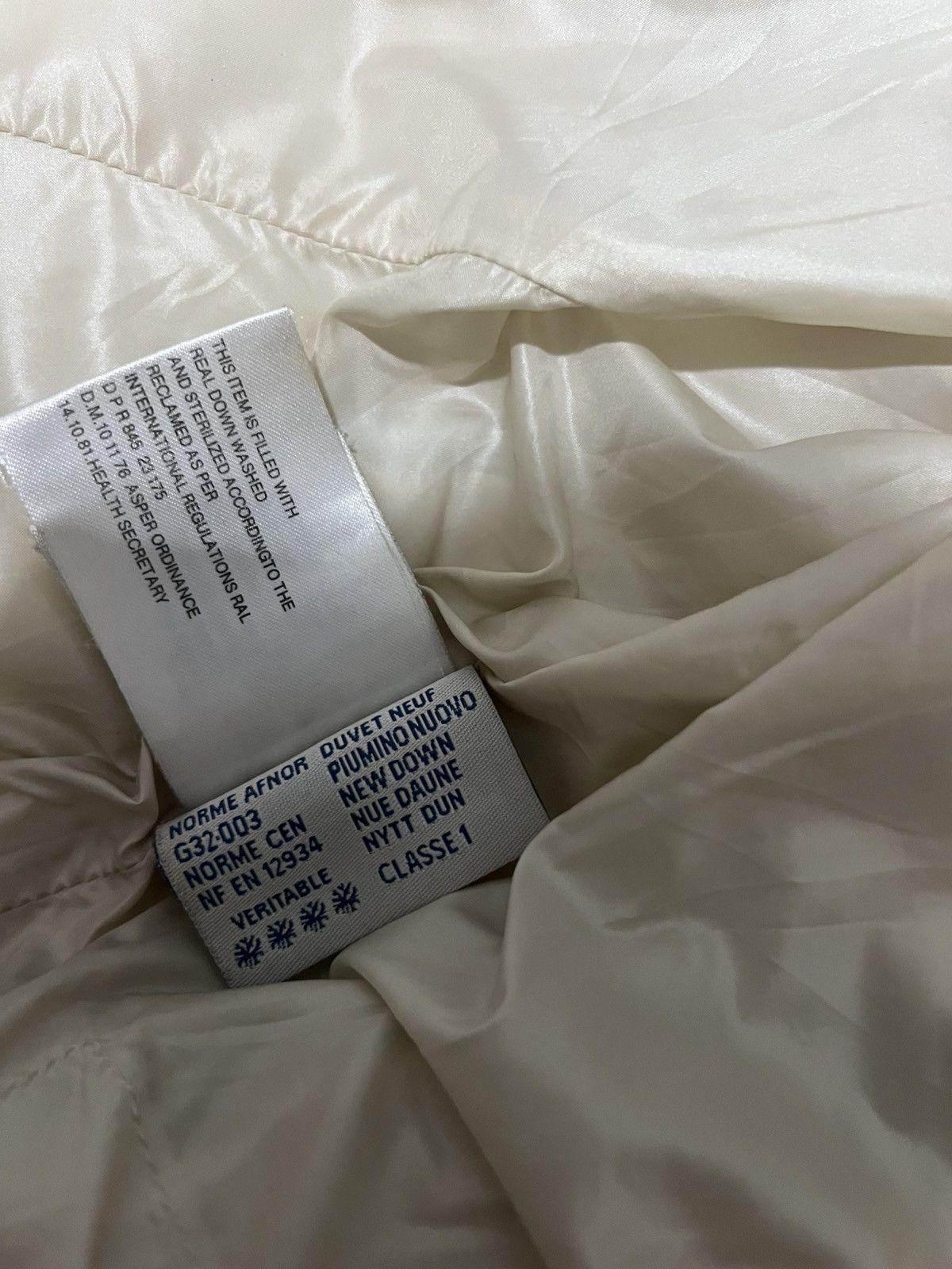 Moncler Doudoune Moncler BADIA vintage. Condition parfaite. Size XS / US 0-2 / IT 36-38 - 6 Thumbnail
