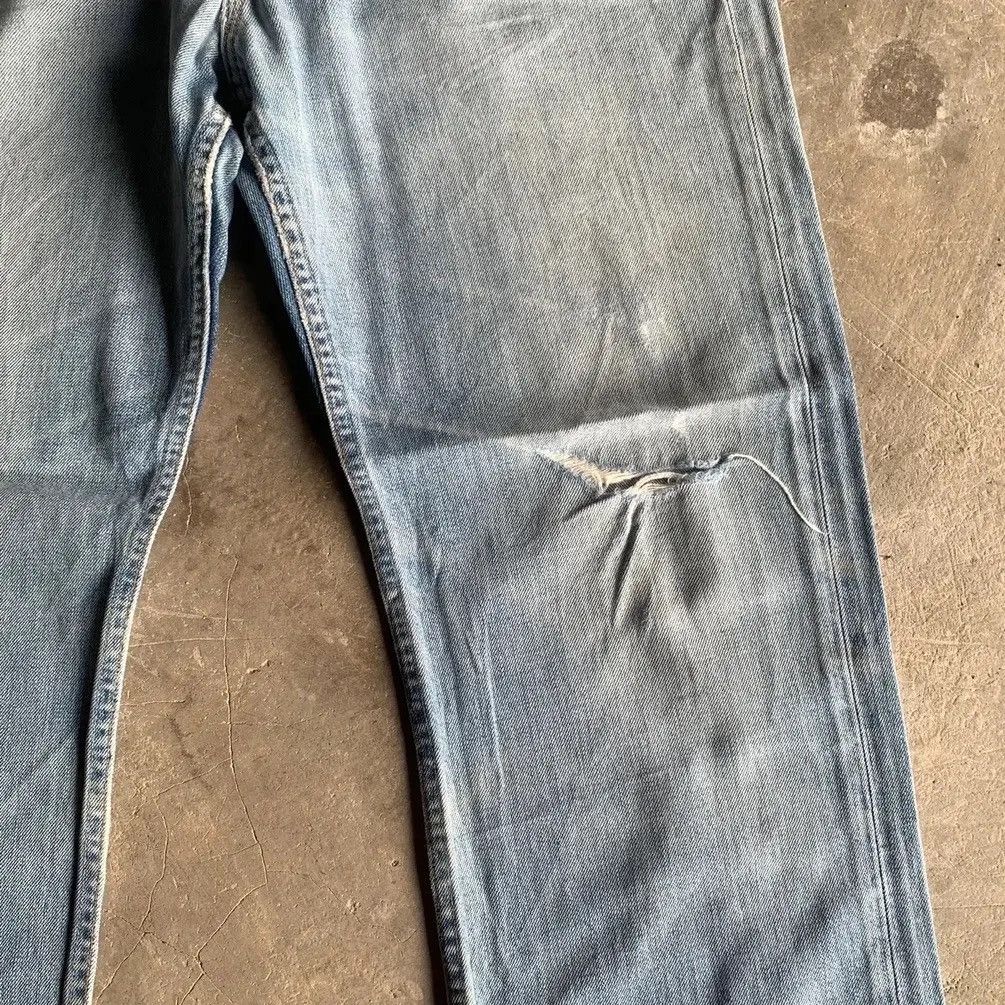 RRL Ralph Lauren PRL Polo Ralph Lauren Distressed Faded Jeans Ripped Denim Size US 33 - 4 Thumbnail