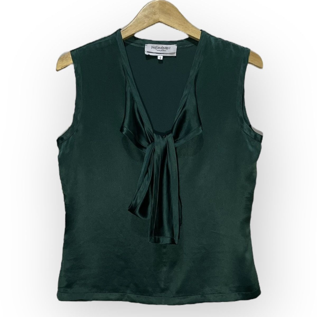 Vintage × Yves Saint Laurent Yves Saint Laurent Blouse Sleeveless Silk Size S / US 4 / IT 40 - 1 Thumbnail