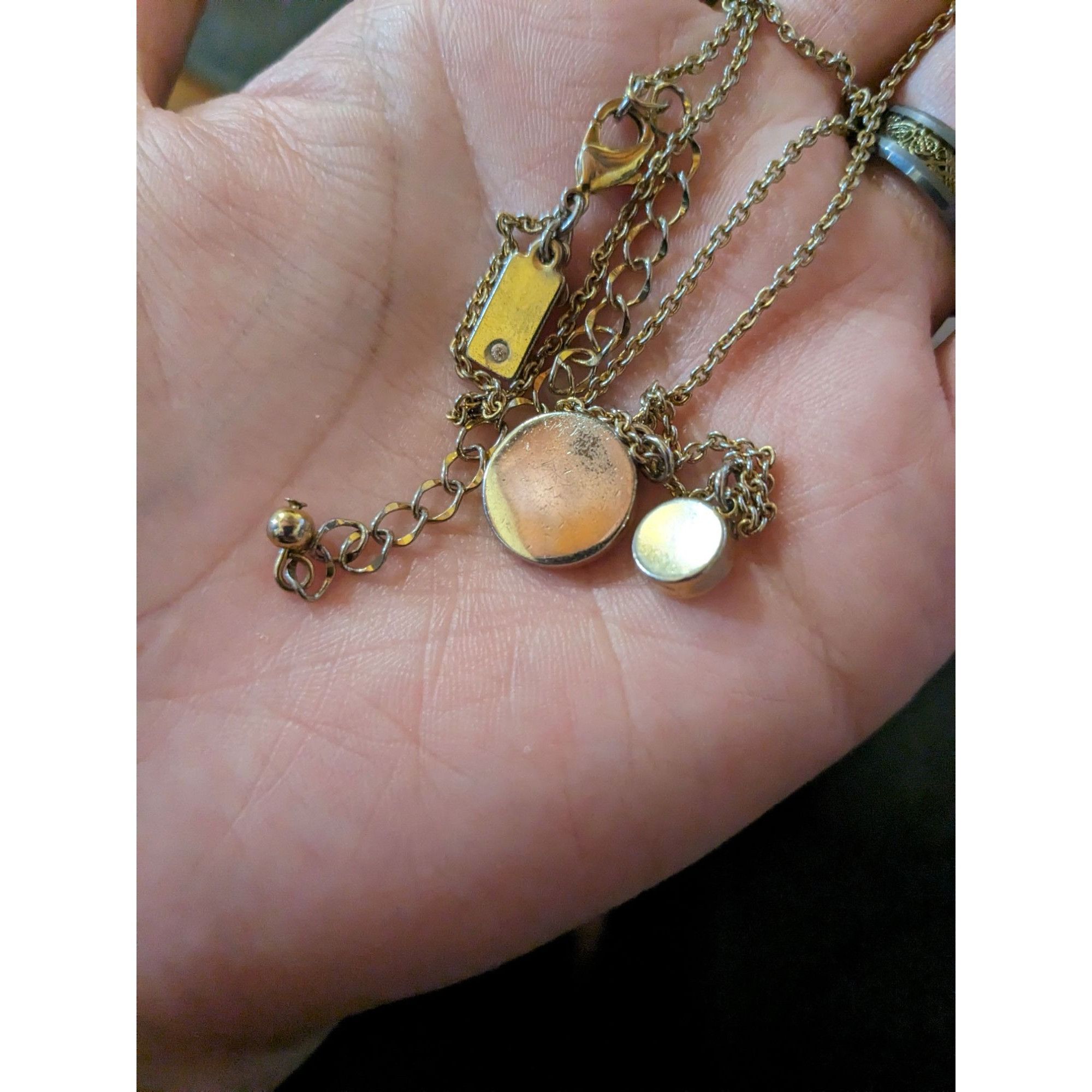Kate Spade Kate Spade Spot The Spade Black And Gold Necklace Size ONE SIZE - 8 Thumbnail