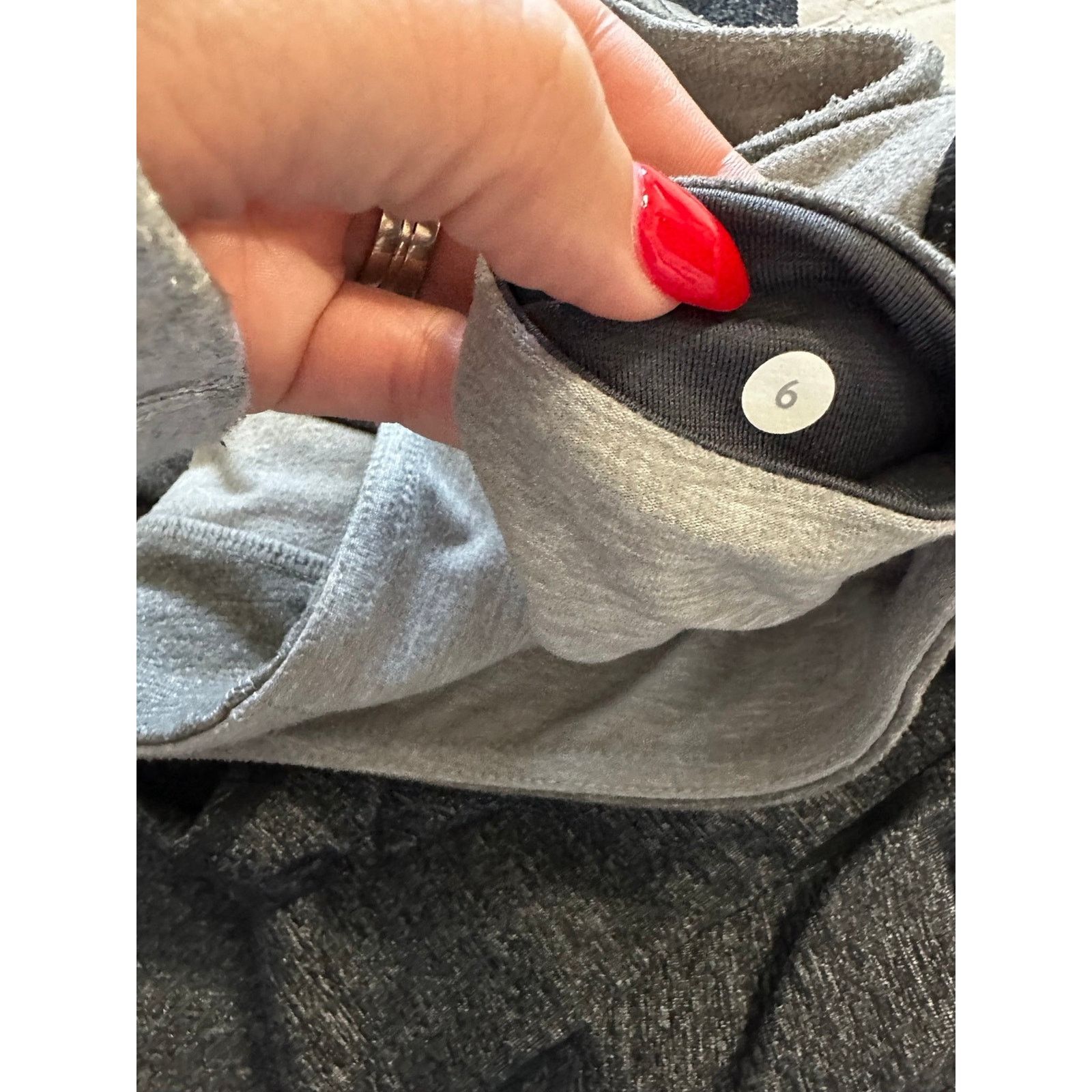 Lululemon lululemon straight leg size 6 Size 28" / US 6 / IT 42 - 6 Thumbnail