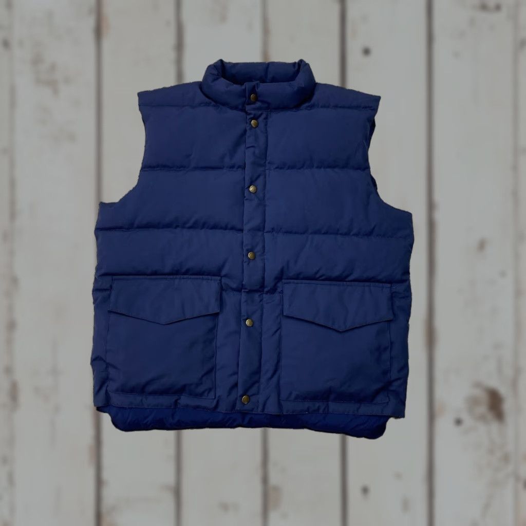 Vintage VINTAGE Cabela's Water Fowl Fill down Vest Puffer Navy Blue XL Men Vest Size US XL / EU 56 / 4 - 1 Thumbnail