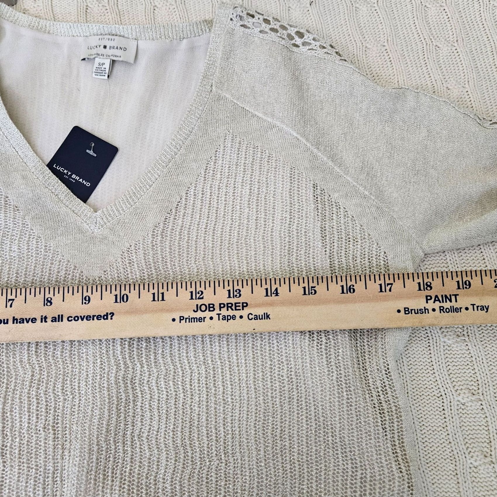 Lucky Brand Lucky Brand Women's V-neck Gold Shimmer Knit Blouse Size S P NEW Size S / US 4 / IT 40 - 5 Thumbnail