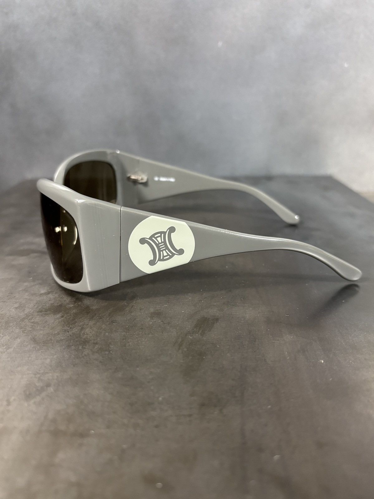 Celine 2000s Celine Sunglasses Triomphe Vintage Sport Wrap Logo Size ONE SIZE - 18 Thumbnail