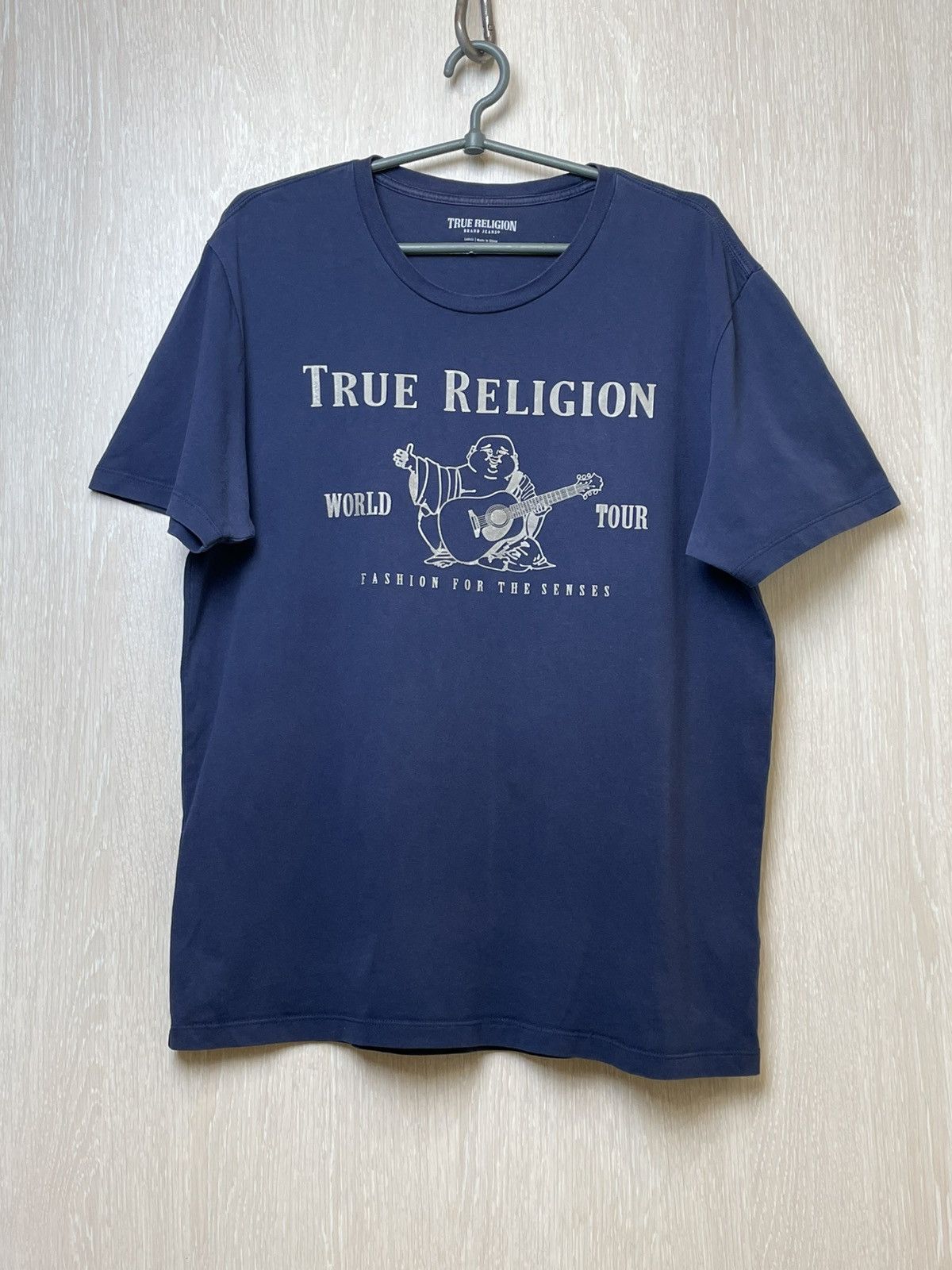 True Religion Vintage True Religion Big Logo Tshirt Size US L / EU 52-54 / 3 - 1 Thumbnail