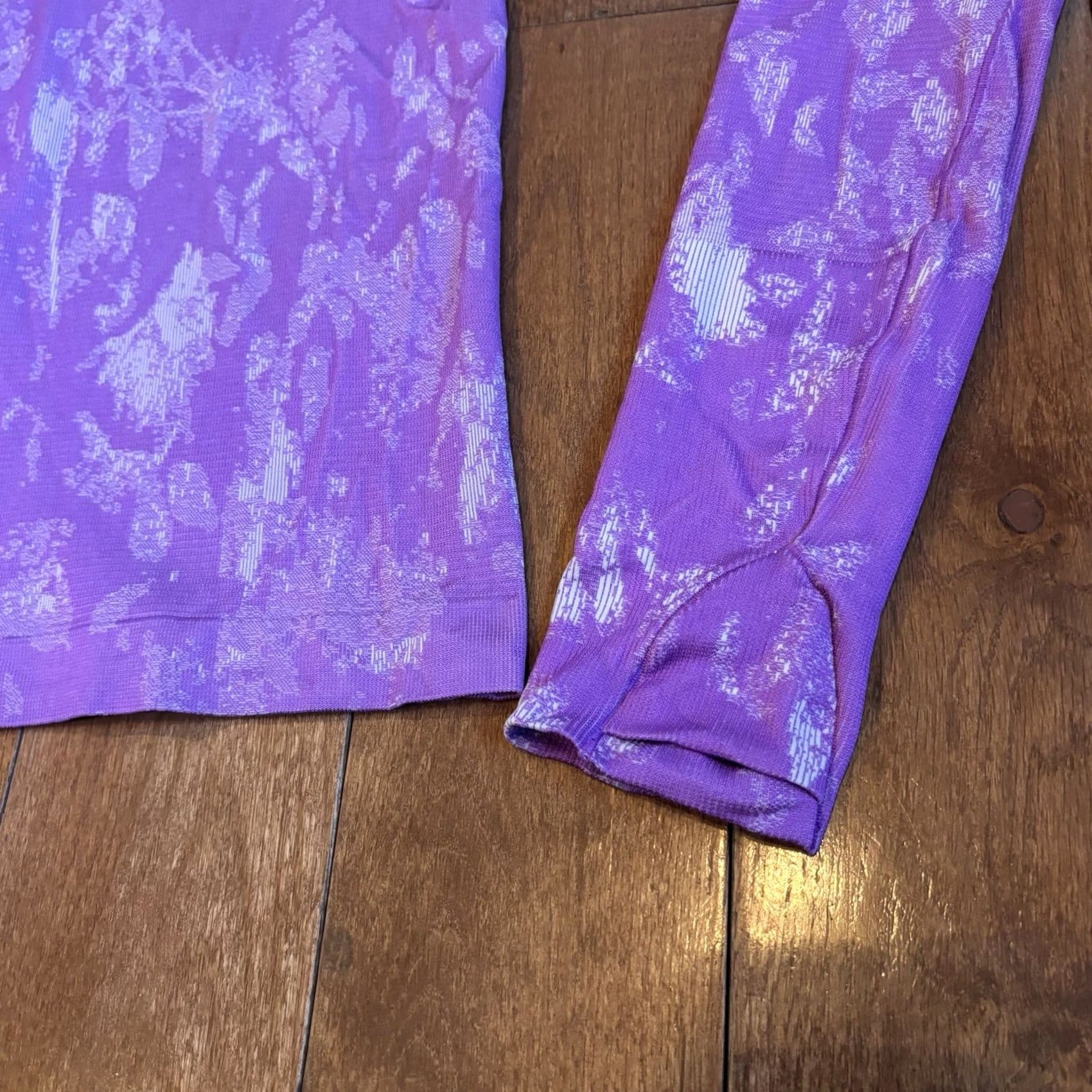 Lululemon Lululemon Womens Swiftly Tech Shirt 2.0 sz 8 Shadow Bloom Moonlit Magenta Size M / US 6-8 / IT 42-44 - 8 Thumbnail