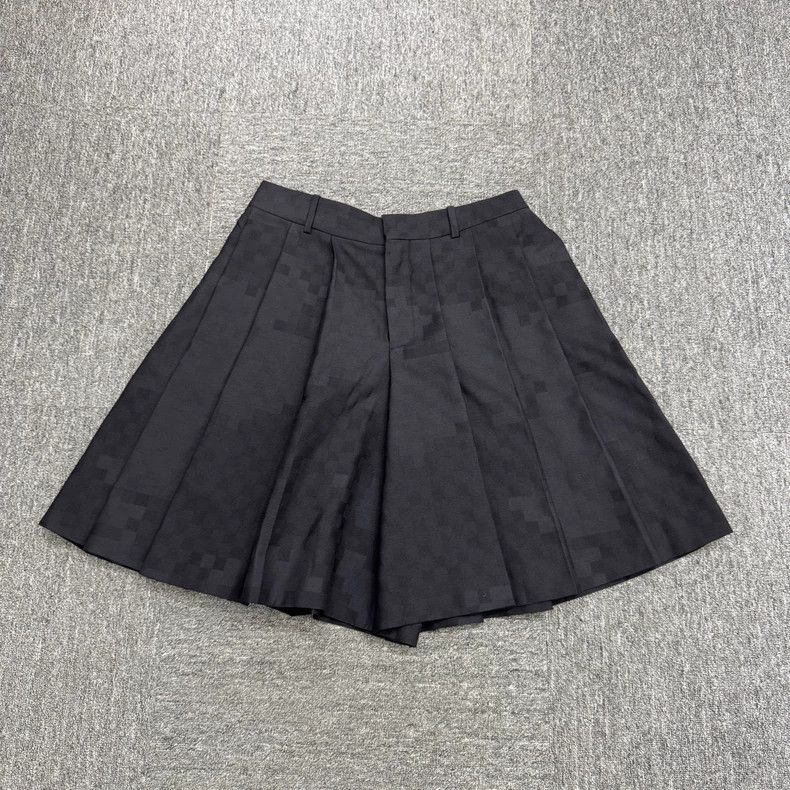 Louis Vuitton Damier Pleated Shorts - dmc