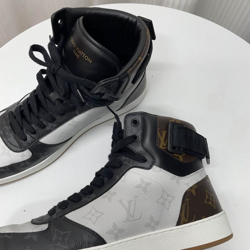 Louis Vuitton Louis Vuitton Rivoli Monogram Strass Sneakers -2508 Size US 9.5 / EU 42-43 - 8 Thumbnail