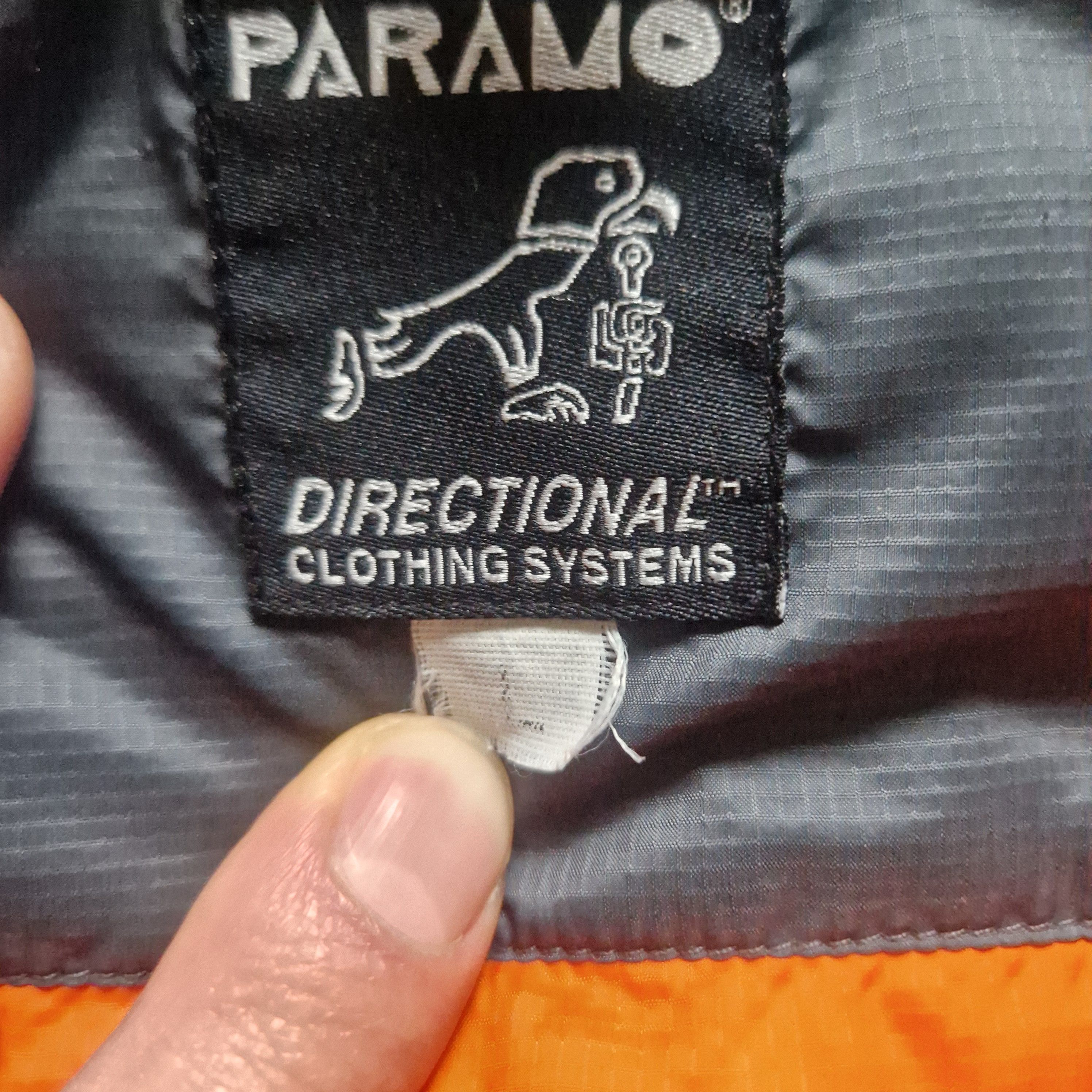 Vintage Paramo Analogy Insulator Vest by nikwax – Technical Warmth, Size US L / EU 52-54 / 3 - 6 Thumbnail
