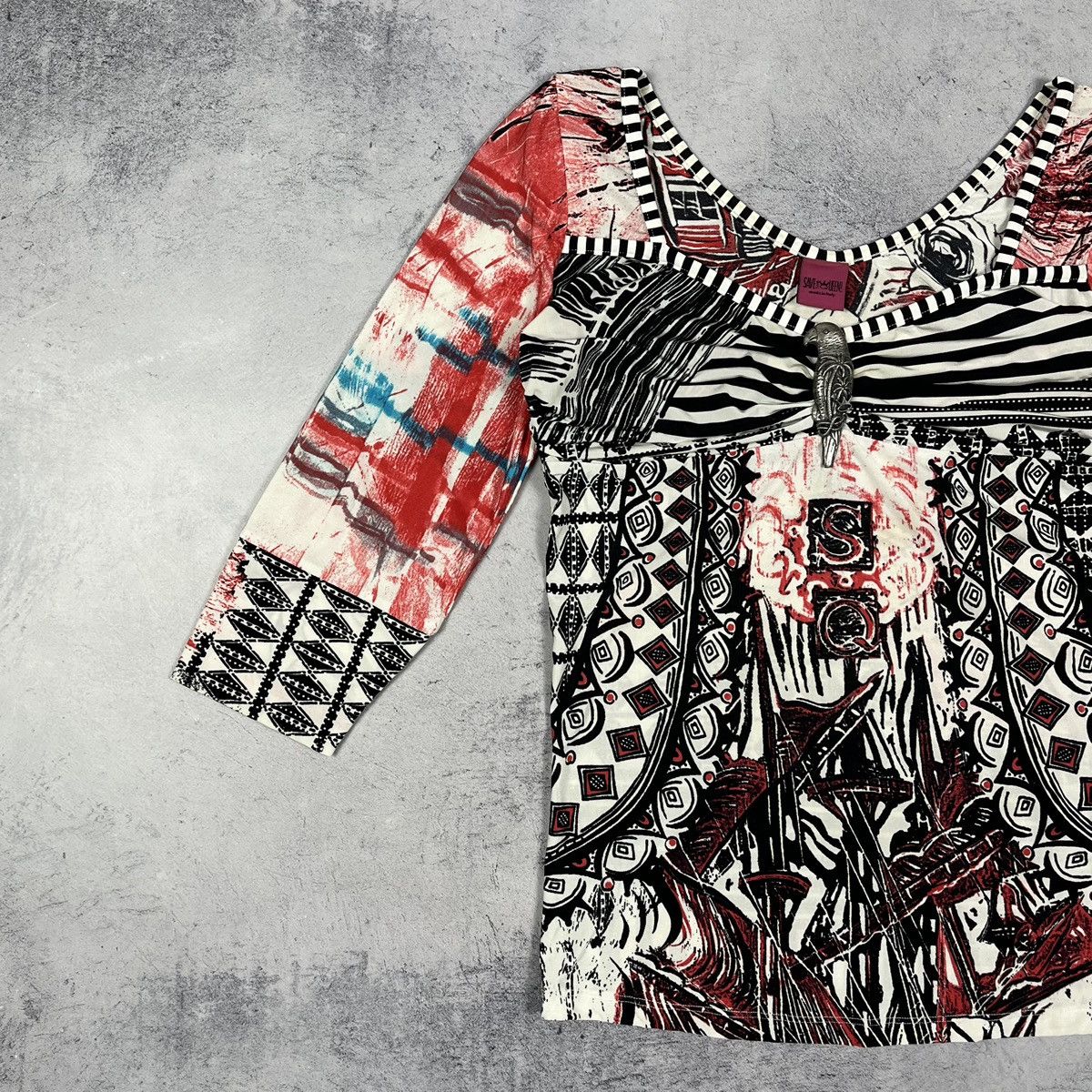 Designer Ladies Save The Queen Avant-Garde overprinted tunic blouse Size M / US 6-8 / IT 42-44 - 4 Thumbnail