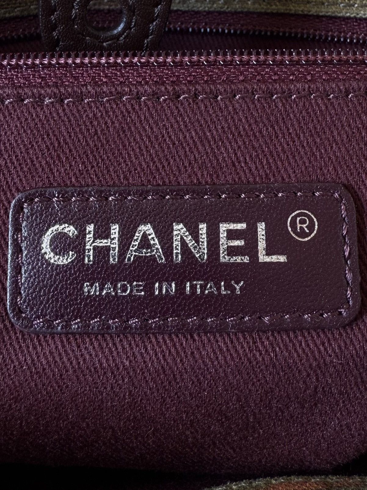 Chanel Chanel "On the Pavements" Graffiti Messenger Bag Size ONE SIZE - 17 Thumbnail