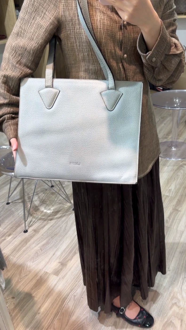 Loewe loewe Cowhide shoulder bag, tote bag 2503-Nextarrow Size ONE SIZE - 1 Thumbnail